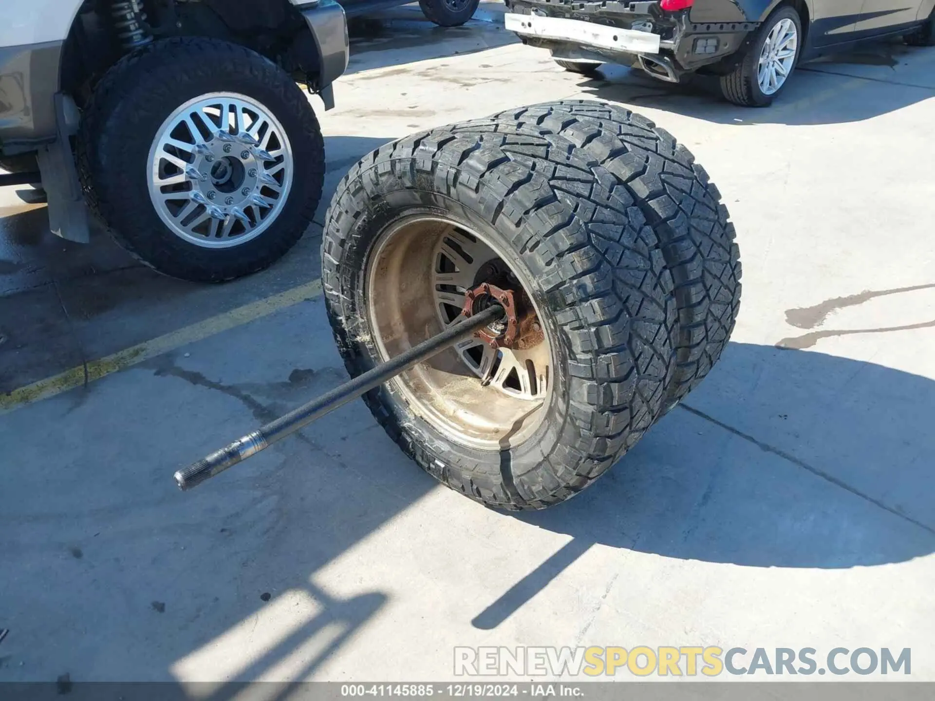 12 Photograph of a damaged car 1FT8W3DT3KED51515 FORD F-350 2019