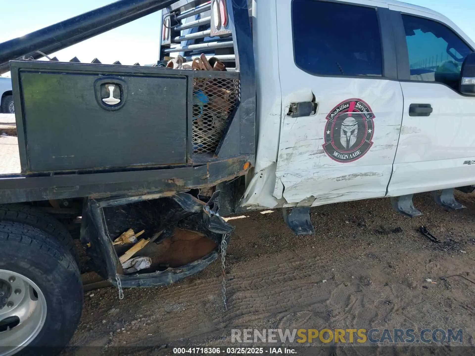 11 Photograph of a damaged car 1FT8W3DT3KEG03246 FORD F-350 2019