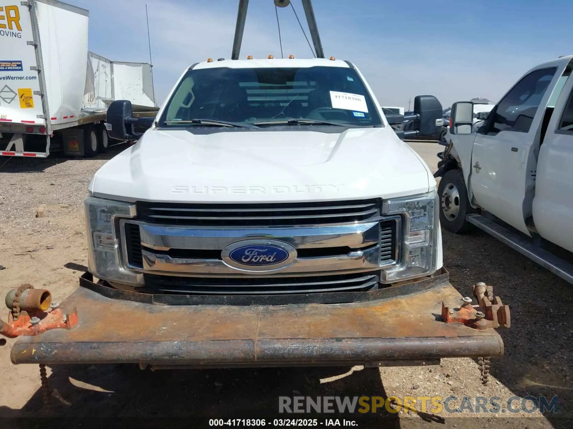 13 Photograph of a damaged car 1FT8W3DT3KEG03246 FORD F-350 2019