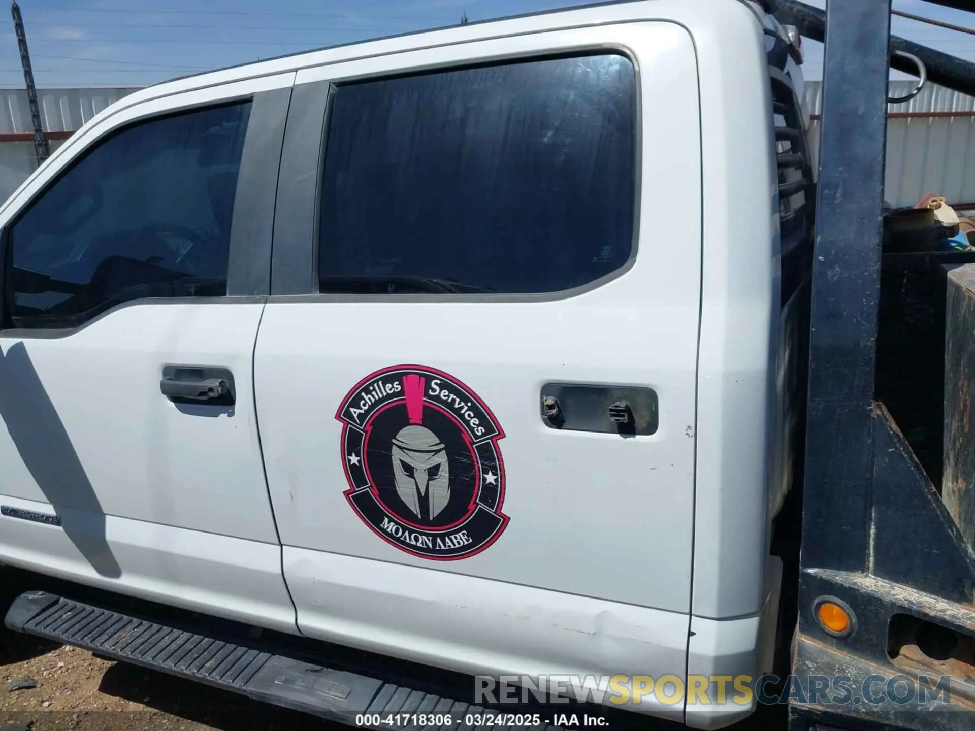 15 Photograph of a damaged car 1FT8W3DT3KEG03246 FORD F-350 2019