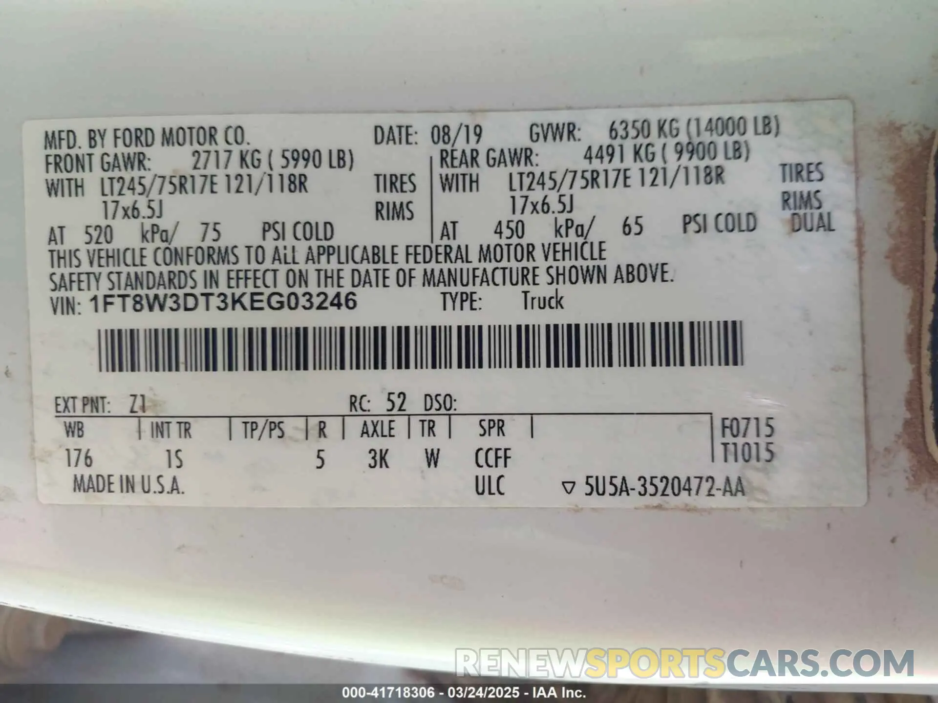 8 Photograph of a damaged car 1FT8W3DT3KEG03246 FORD F-350 2019