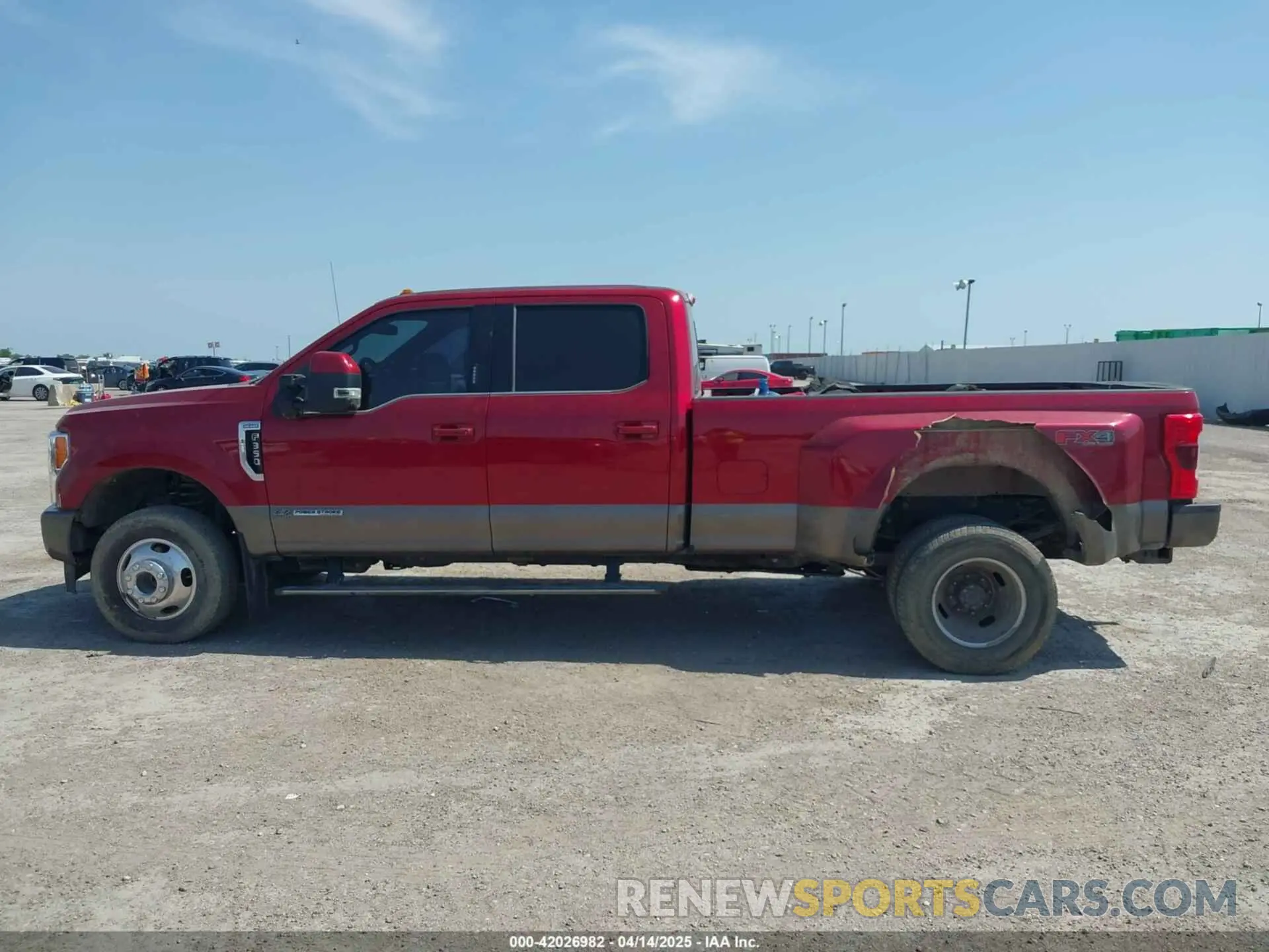 12 Photograph of a damaged car 1FT8W3DT5KEE40647 FORD F-350 2019