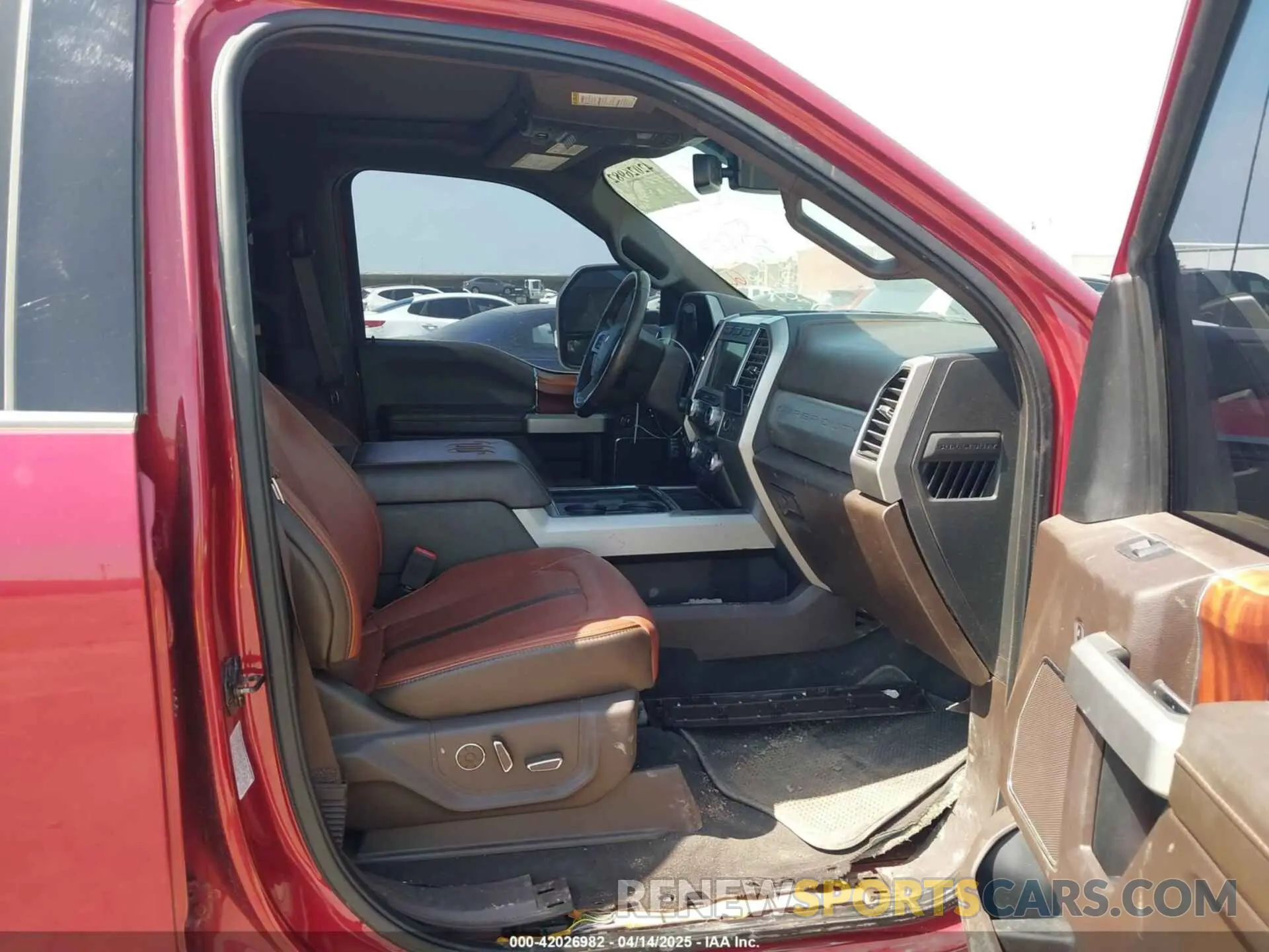 7 Photograph of a damaged car 1FT8W3DT5KEE40647 FORD F-350 2019
