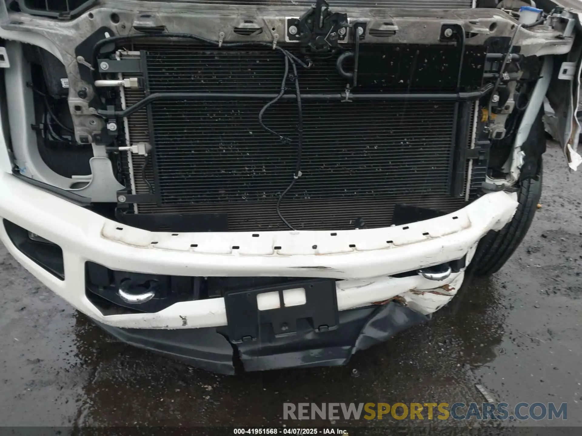 12 Photograph of a damaged car 1FT8W3DT5KEG67143 FORD F-350 2019