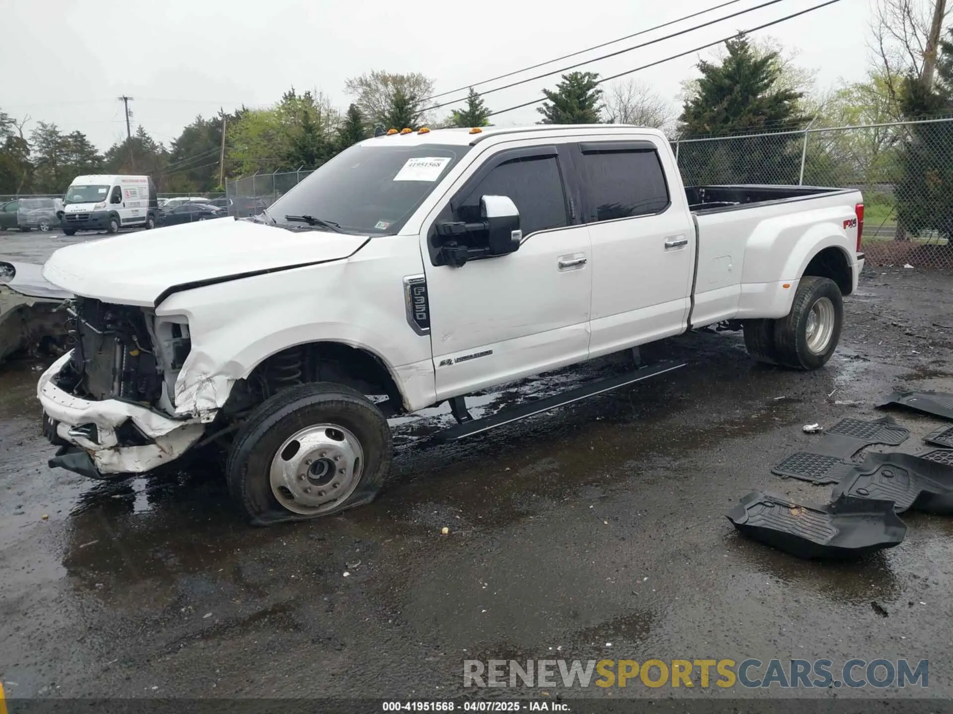 2 Photograph of a damaged car 1FT8W3DT5KEG67143 FORD F-350 2019