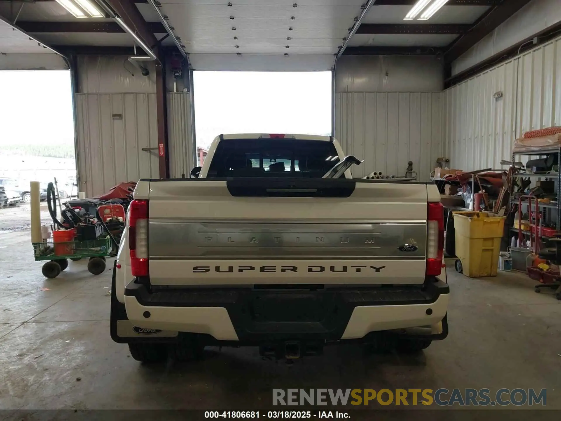 17 Photograph of a damaged car 1FT8W3DT7KED12877 FORD F-350 2019