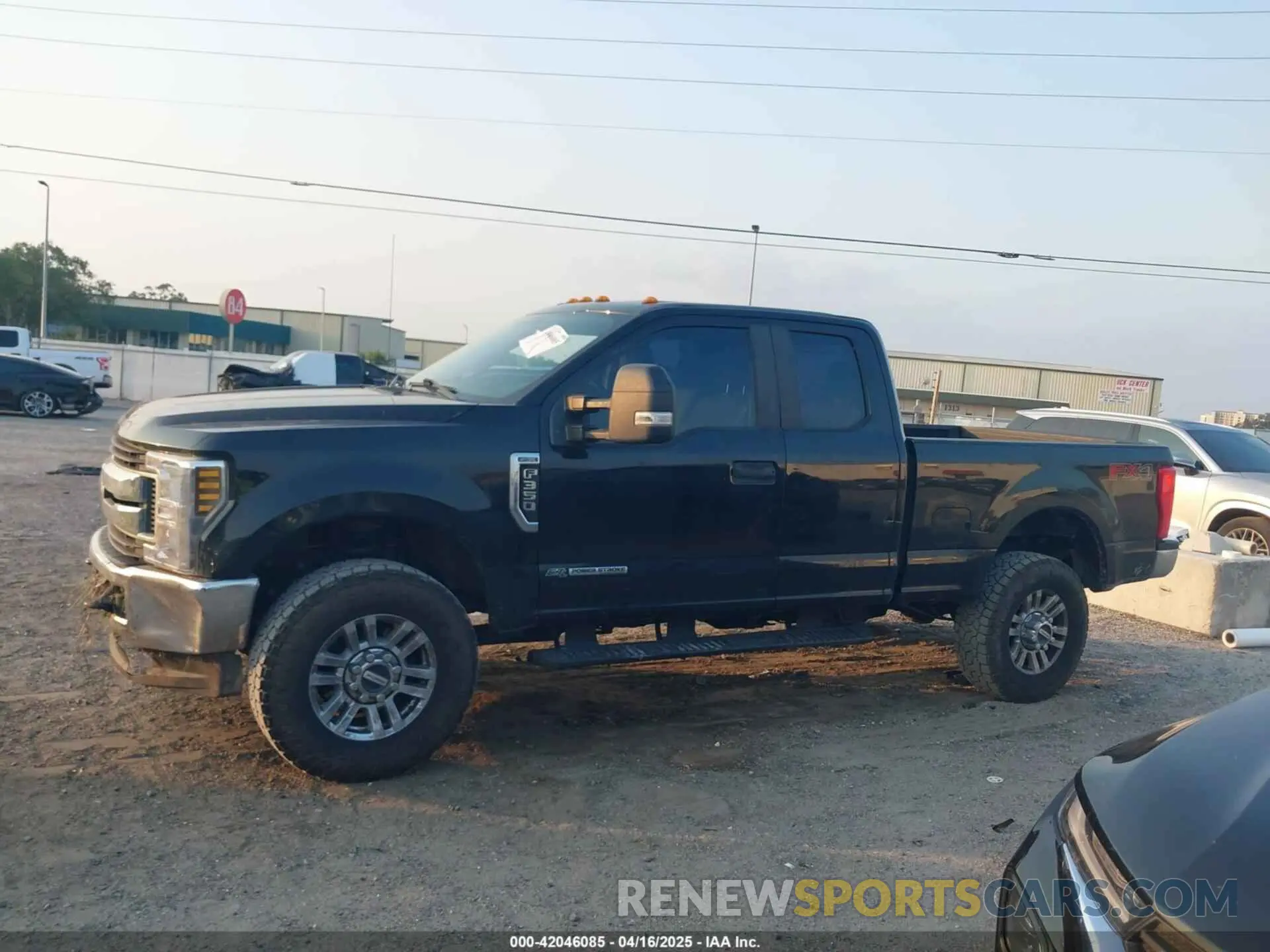 14 Photograph of a damaged car 1FT8X3BT8KED51042 FORD F-350 2019