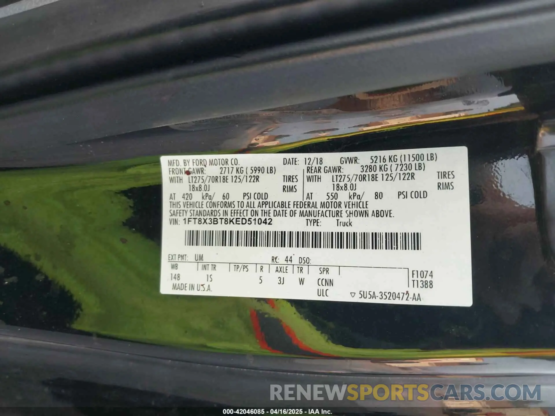 9 Photograph of a damaged car 1FT8X3BT8KED51042 FORD F-350 2019