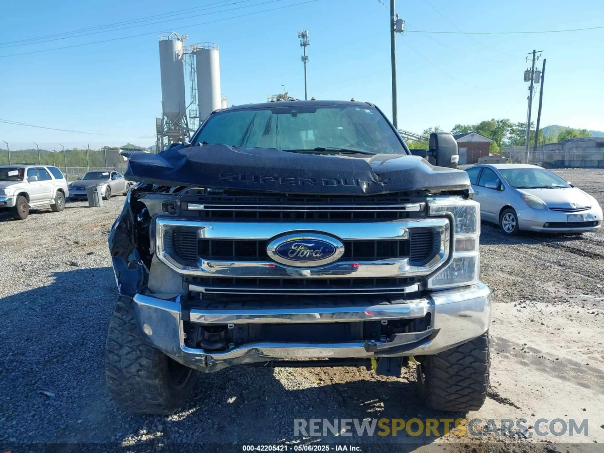 12 Photograph of a damaged car 1FT8W3BT1LEC61428 FORD F-350 2020