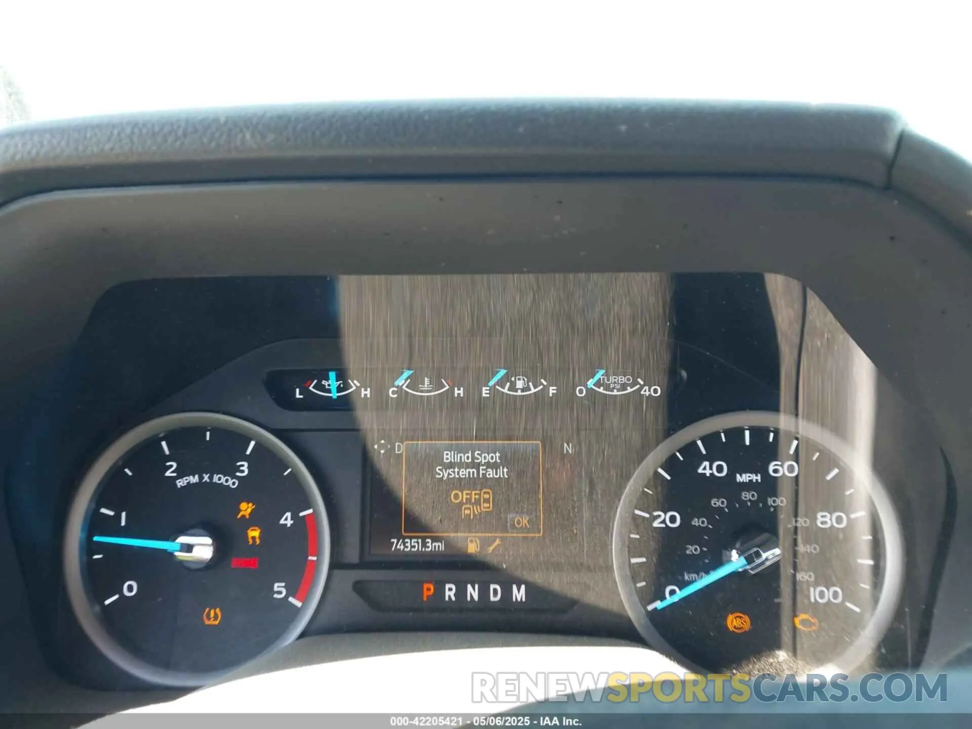 5 Photograph of a damaged car 1FT8W3BT1LEC61428 FORD F-350 2020
