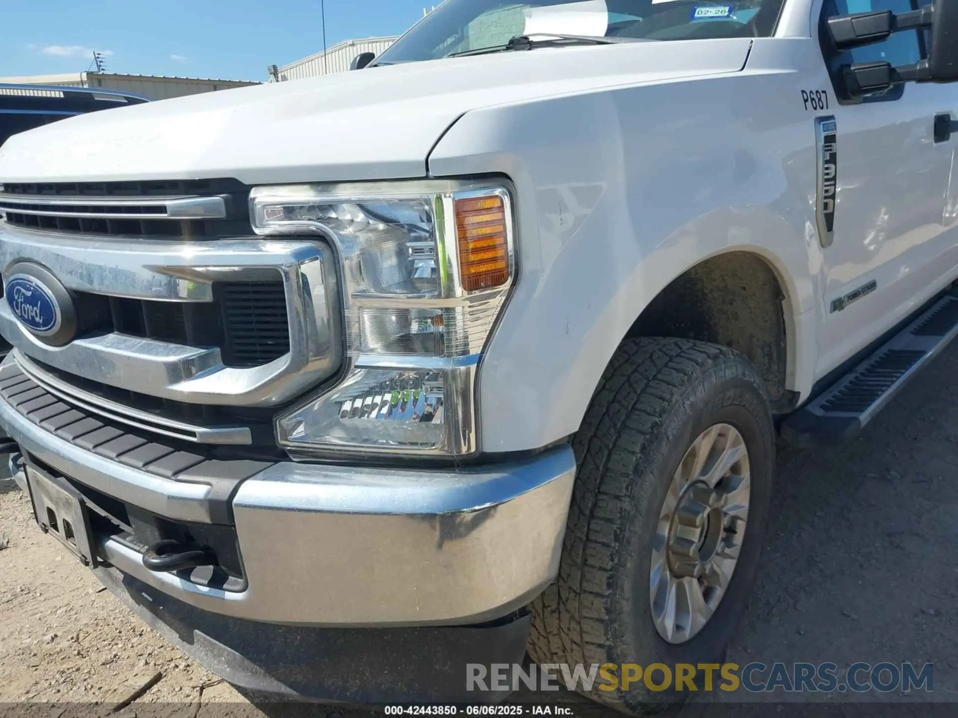 11 Photograph of a damaged car 1FT8W3BT4LED06622 FORD F-350 2020