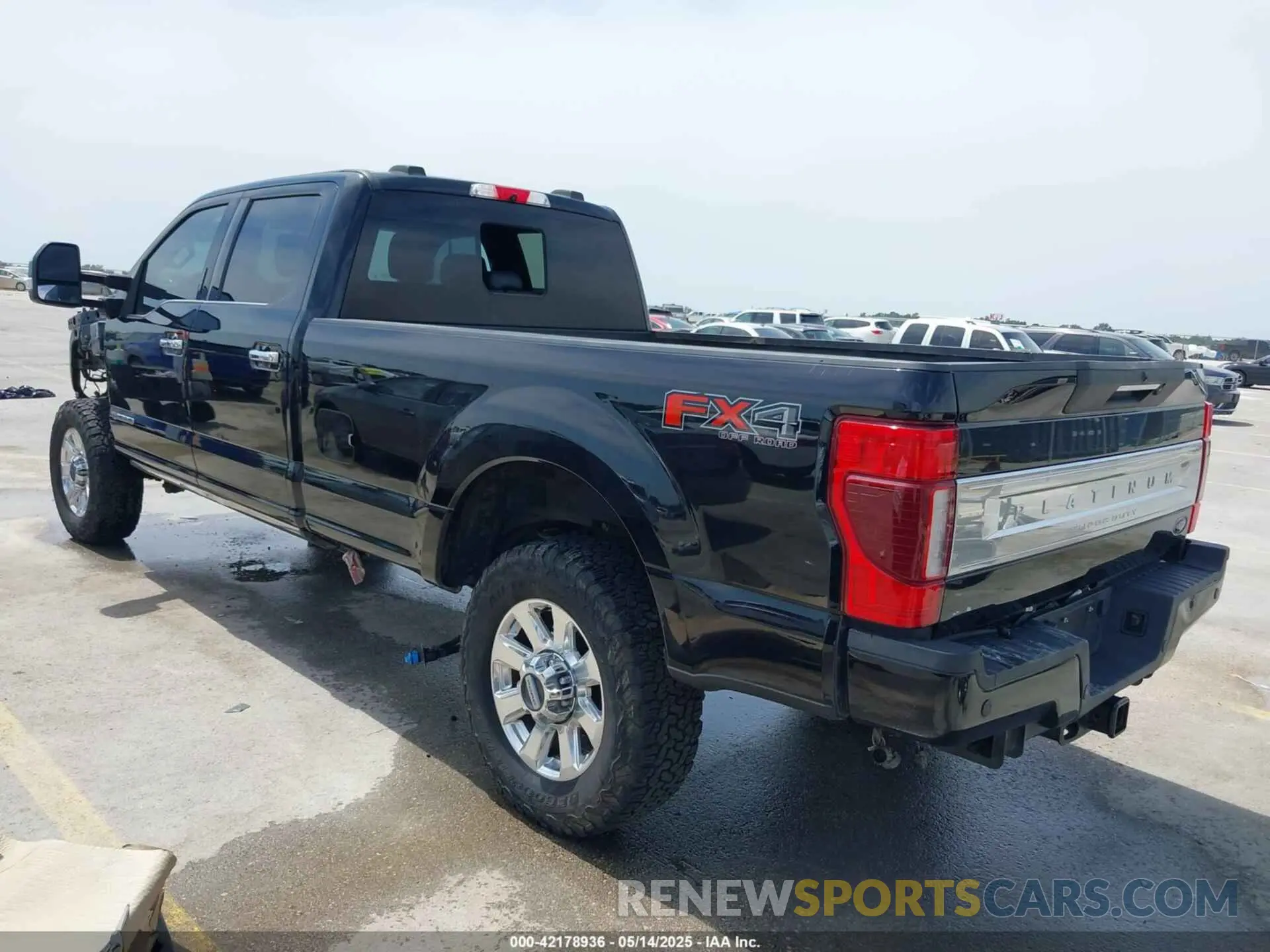 3 Photograph of a damaged car 1FT8W3BT6LEE19004 FORD F-350 2020
