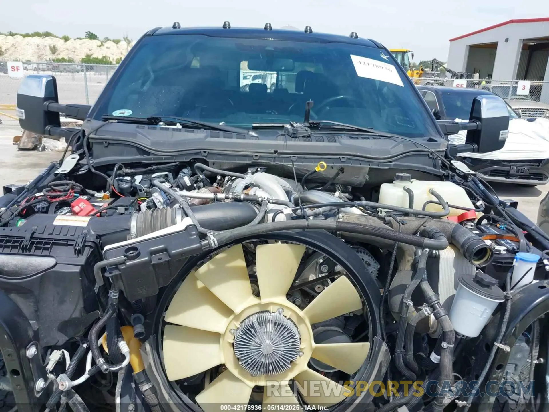 9 Photograph of a damaged car 1FT8W3BT6LEE19004 FORD F-350 2020