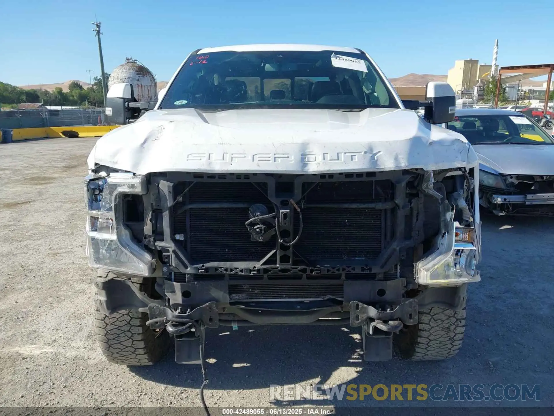 11 Photograph of a damaged car 1FT8W3BT7LEE63190 FORD F-350 2020