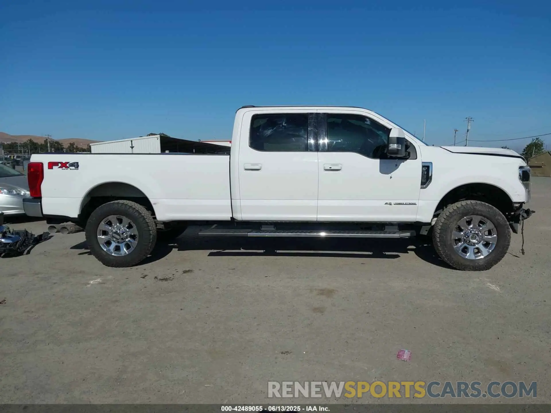 14 Photograph of a damaged car 1FT8W3BT7LEE63190 FORD F-350 2020