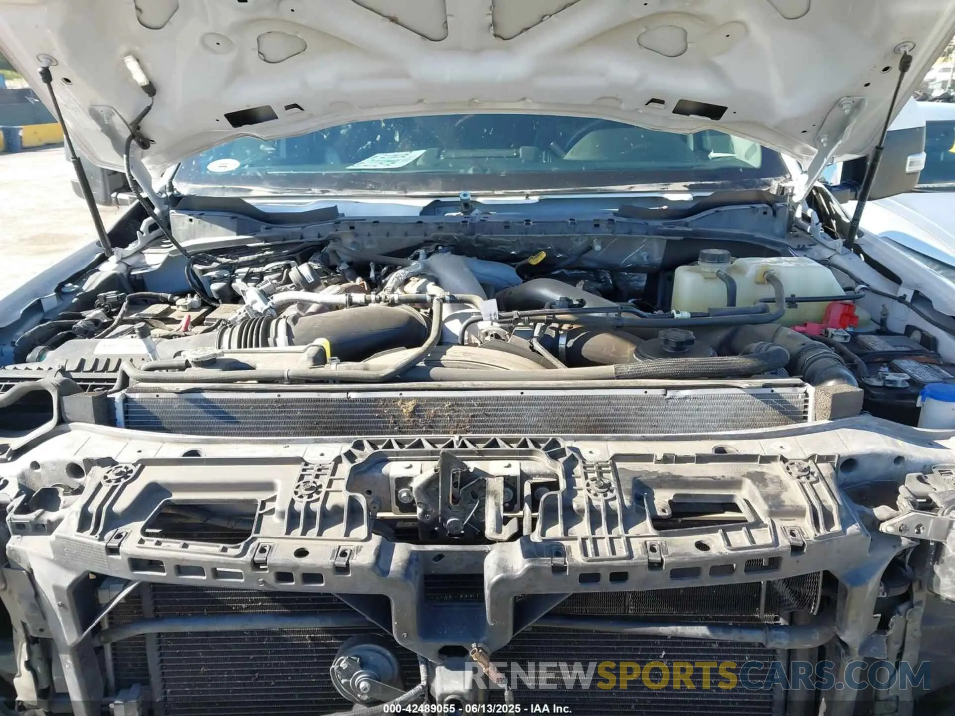 9 Photograph of a damaged car 1FT8W3BT7LEE63190 FORD F-350 2020