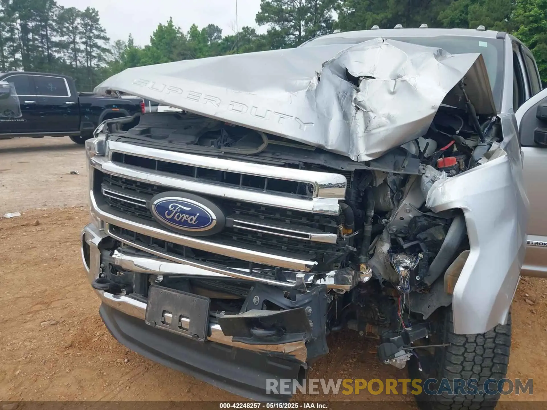 11 Photograph of a damaged car 1FT8W3BT8LEC19385 FORD F-350 2020