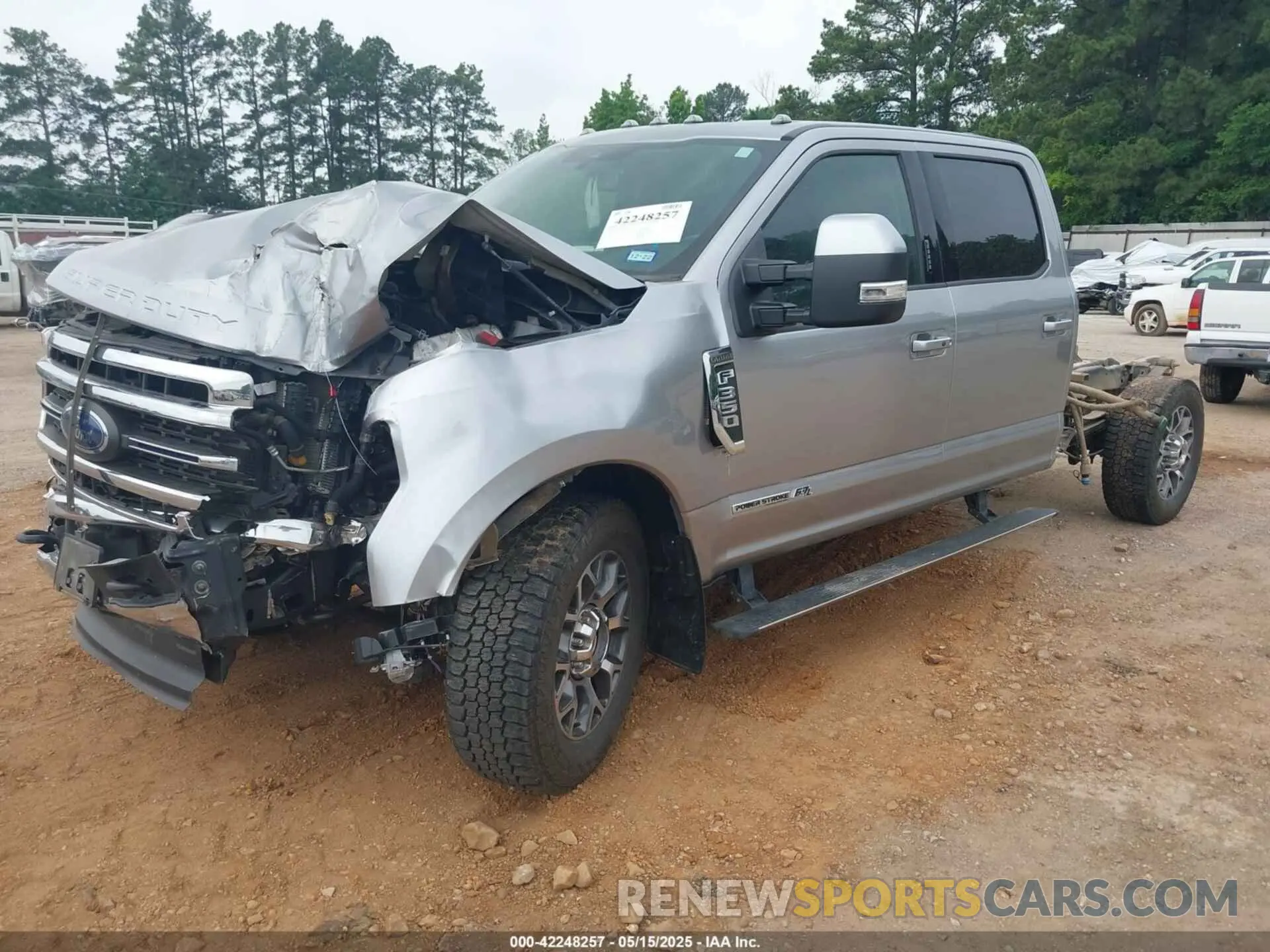 2 Photograph of a damaged car 1FT8W3BT8LEC19385 FORD F-350 2020