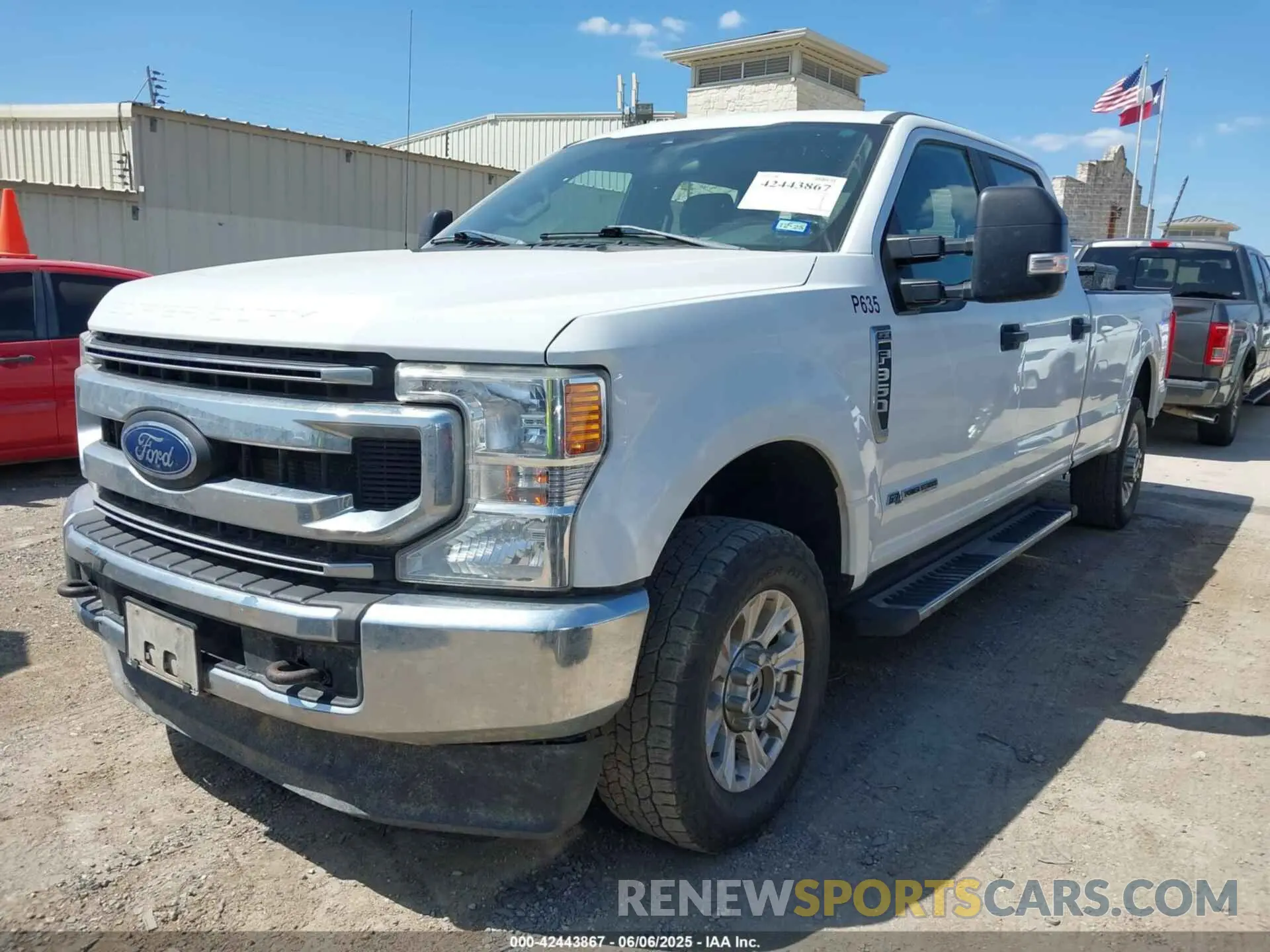 2 Photograph of a damaged car 1FT8W3BT8LEC47011 FORD F-350 2020