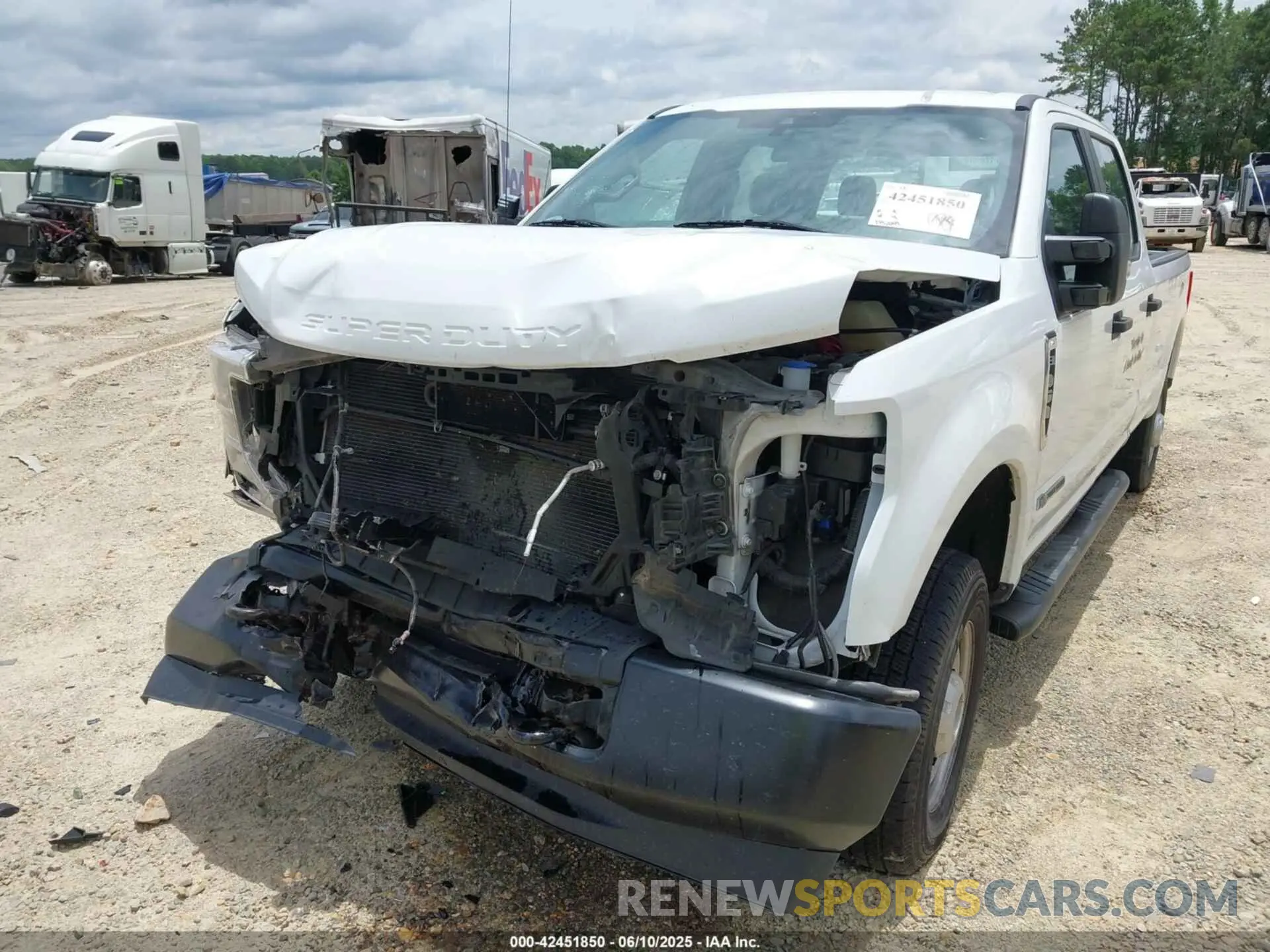 11 Photograph of a damaged car 1FT8W3BT8LED53314 FORD F-350 2020