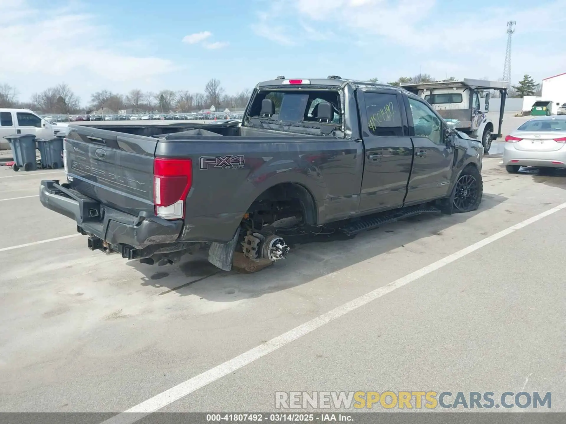 4 Photograph of a damaged car 1FT8W3BT9LED58165 FORD F-350 2020