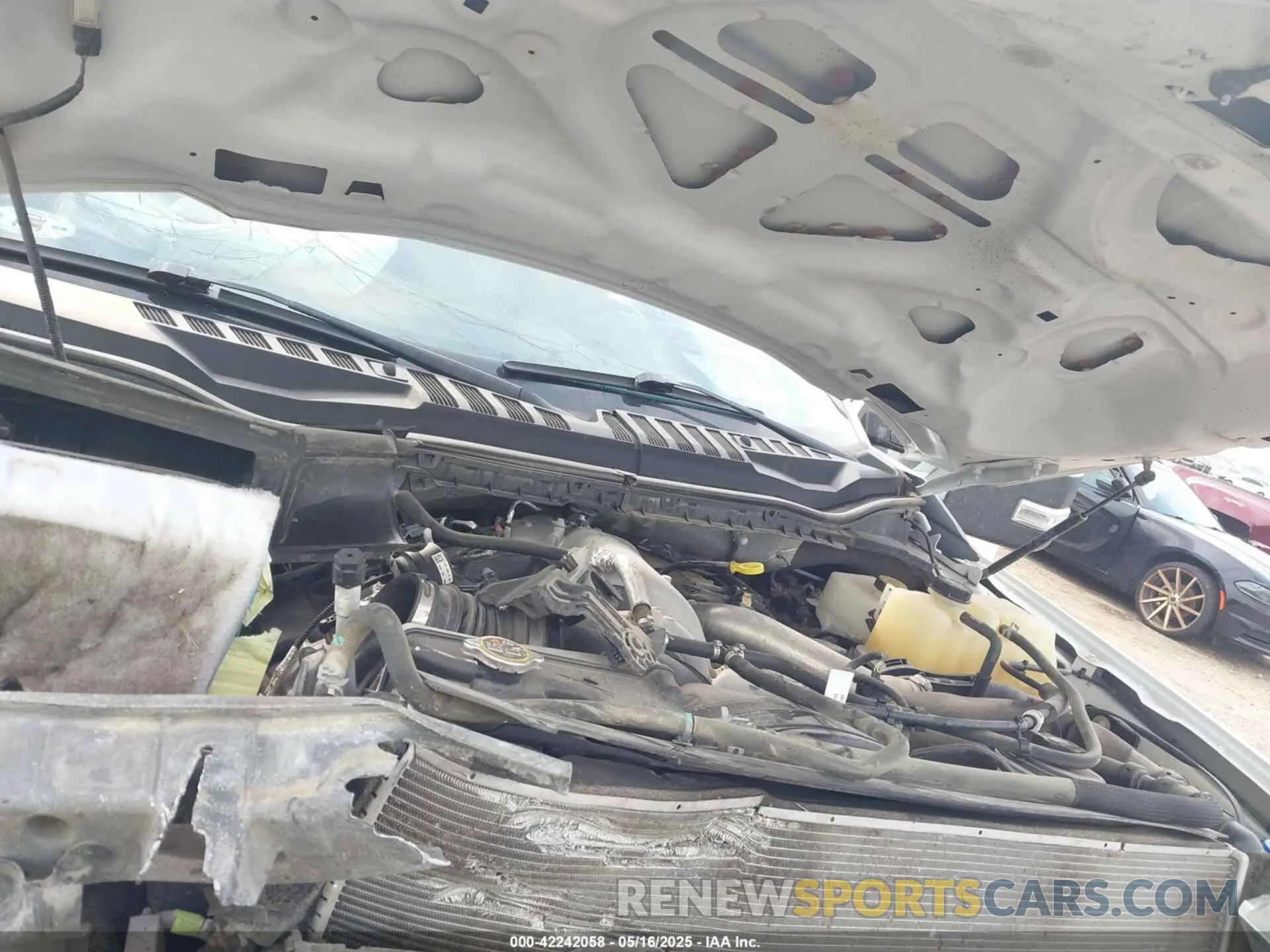 10 Photograph of a damaged car 1FT8W3BT9LED76262 FORD F-350 2020