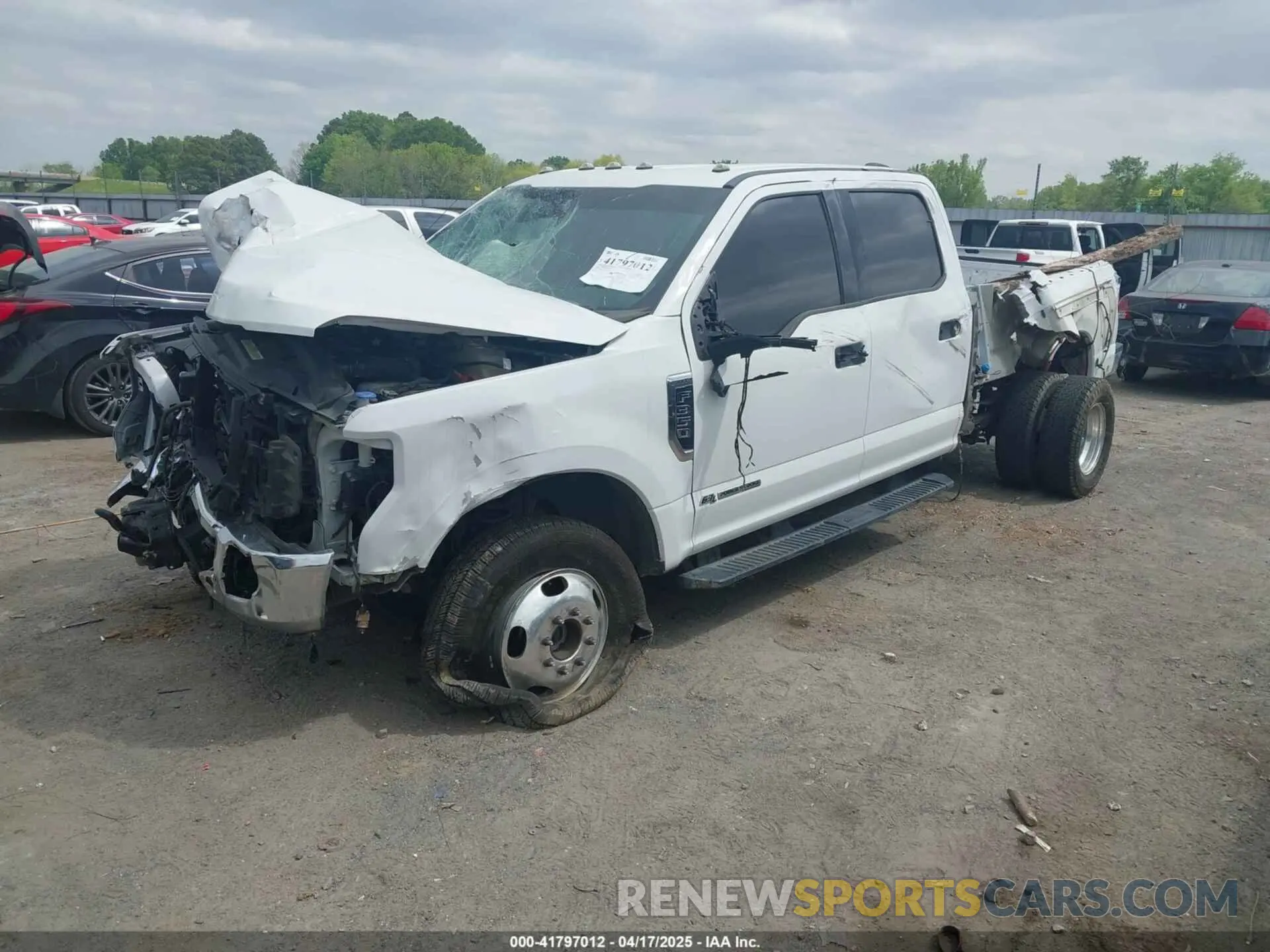 2 Photograph of a damaged car 1FT8W3DT1LEC88058 FORD F-350 2020