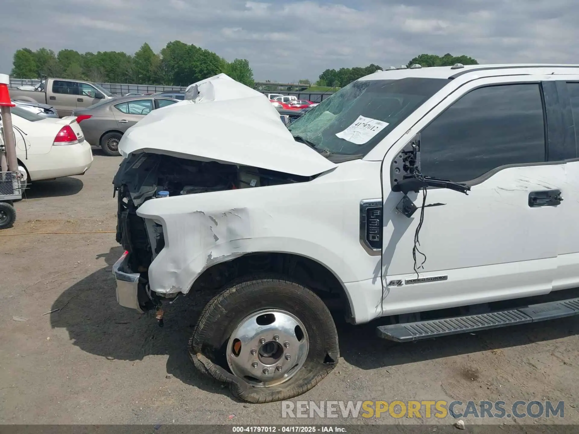 22 Photograph of a damaged car 1FT8W3DT1LEC88058 FORD F-350 2020