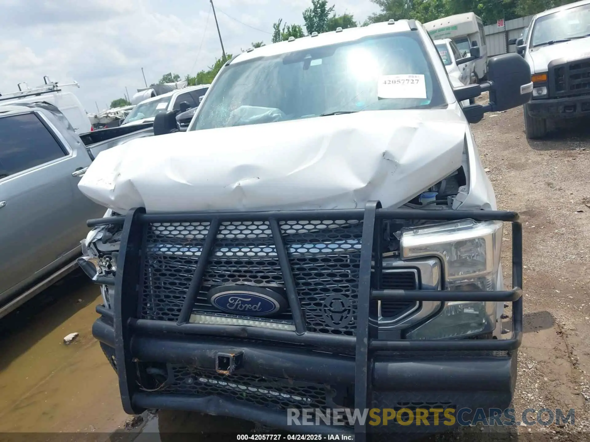 6 Photograph of a damaged car 1FT8W3DT5LEE68515 FORD F-350 2020