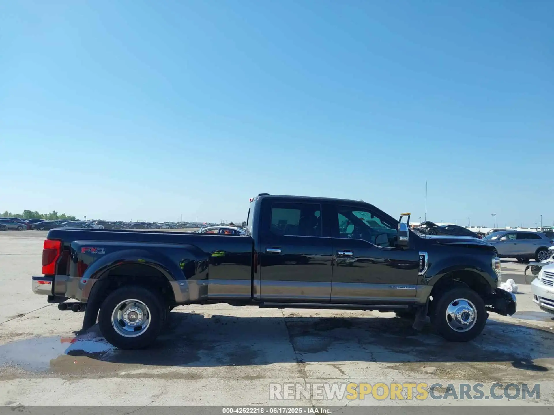 16 Photograph of a damaged car 1FT8W3DT6LEE74744 FORD F-350 2020