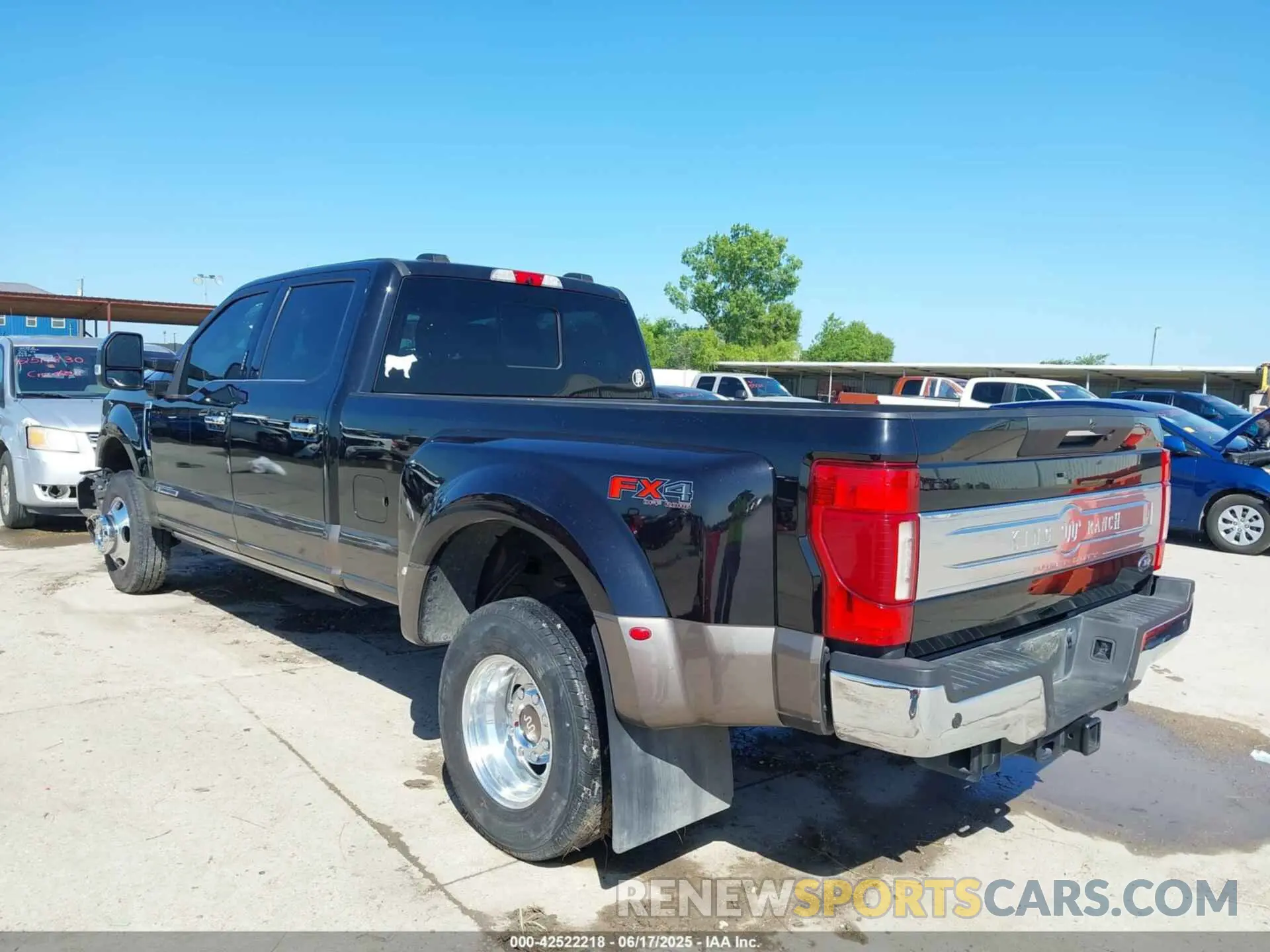 3 Photograph of a damaged car 1FT8W3DT6LEE74744 FORD F-350 2020