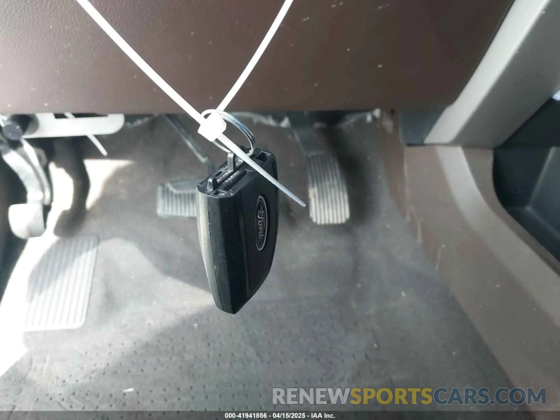 10 Photograph of a damaged car 1FT8W3DT8LEC91491 FORD F-350 2020