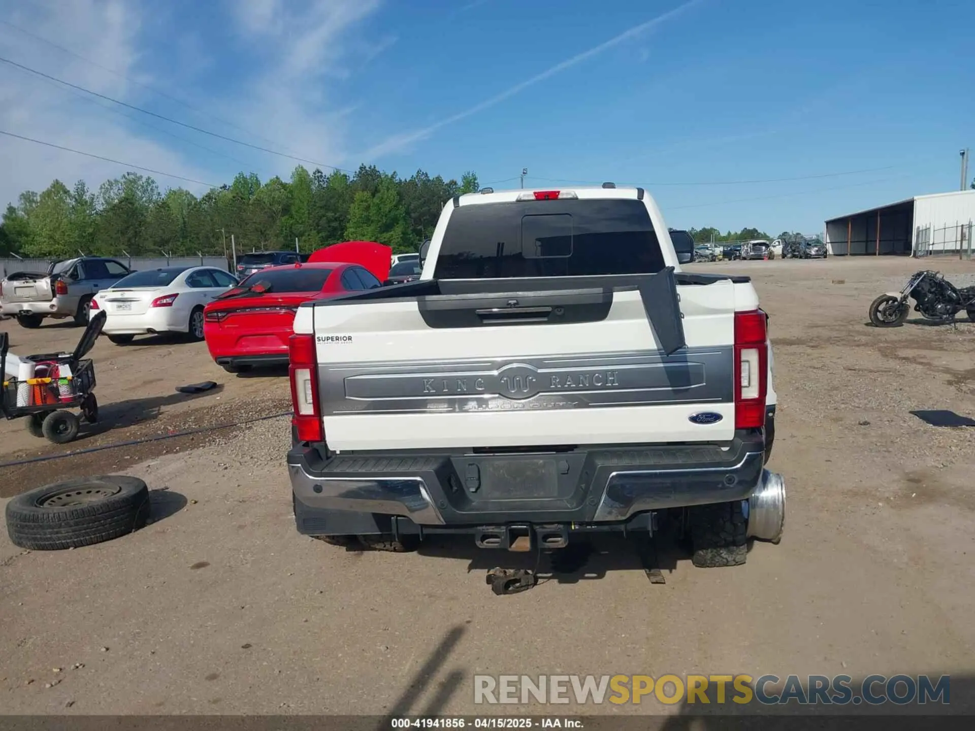 15 Photograph of a damaged car 1FT8W3DT8LEC91491 FORD F-350 2020
