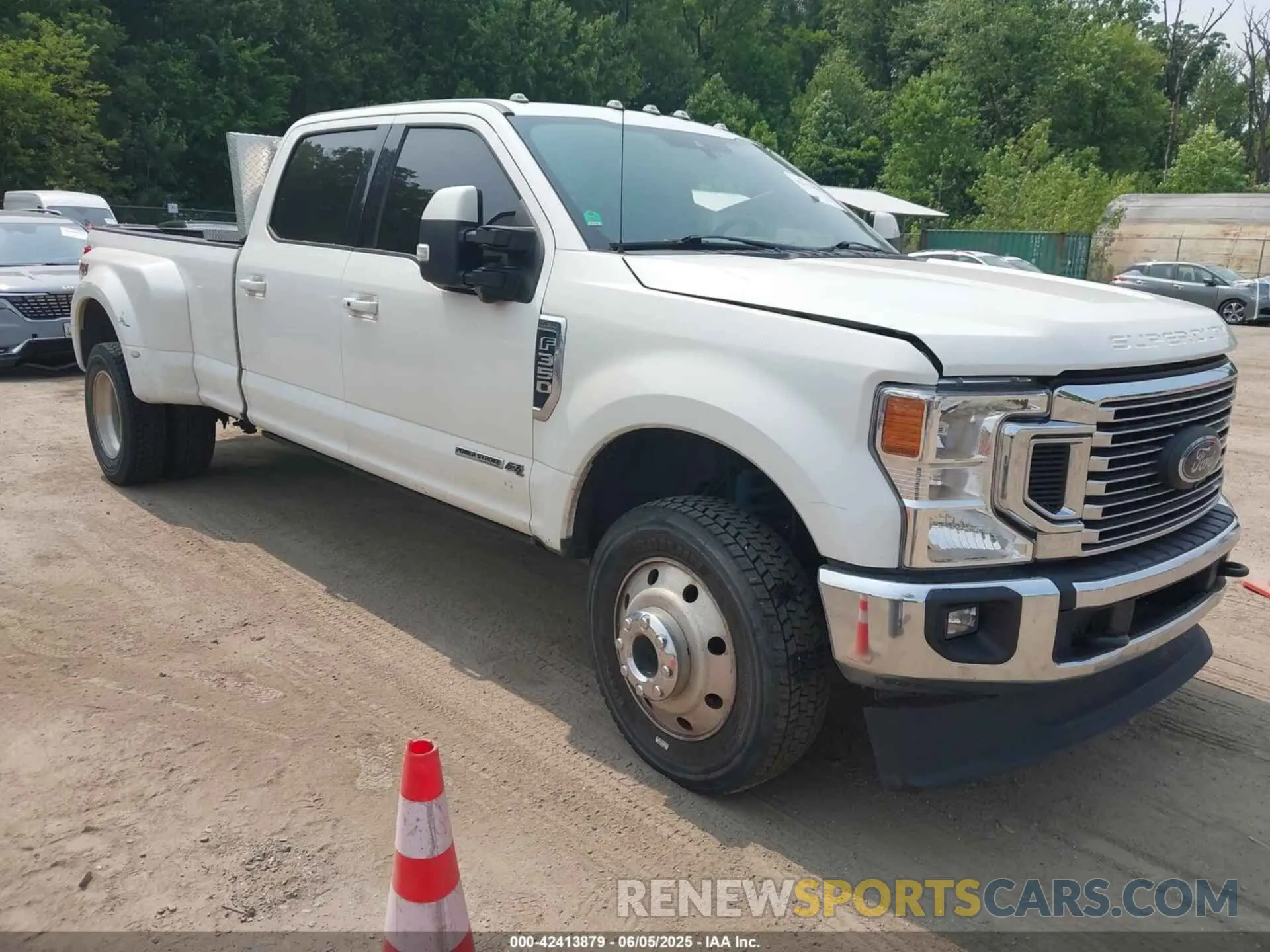 1 Photograph of a damaged car 1FT8W3DT8LEC98571 FORD F-350 2020