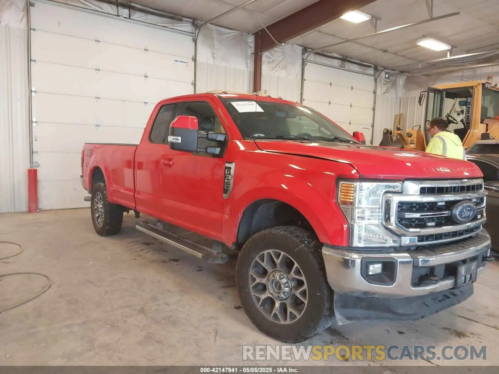 2 Photograph of a damaged car 1FT8X3BN5LED52135 FORD F-350 2020