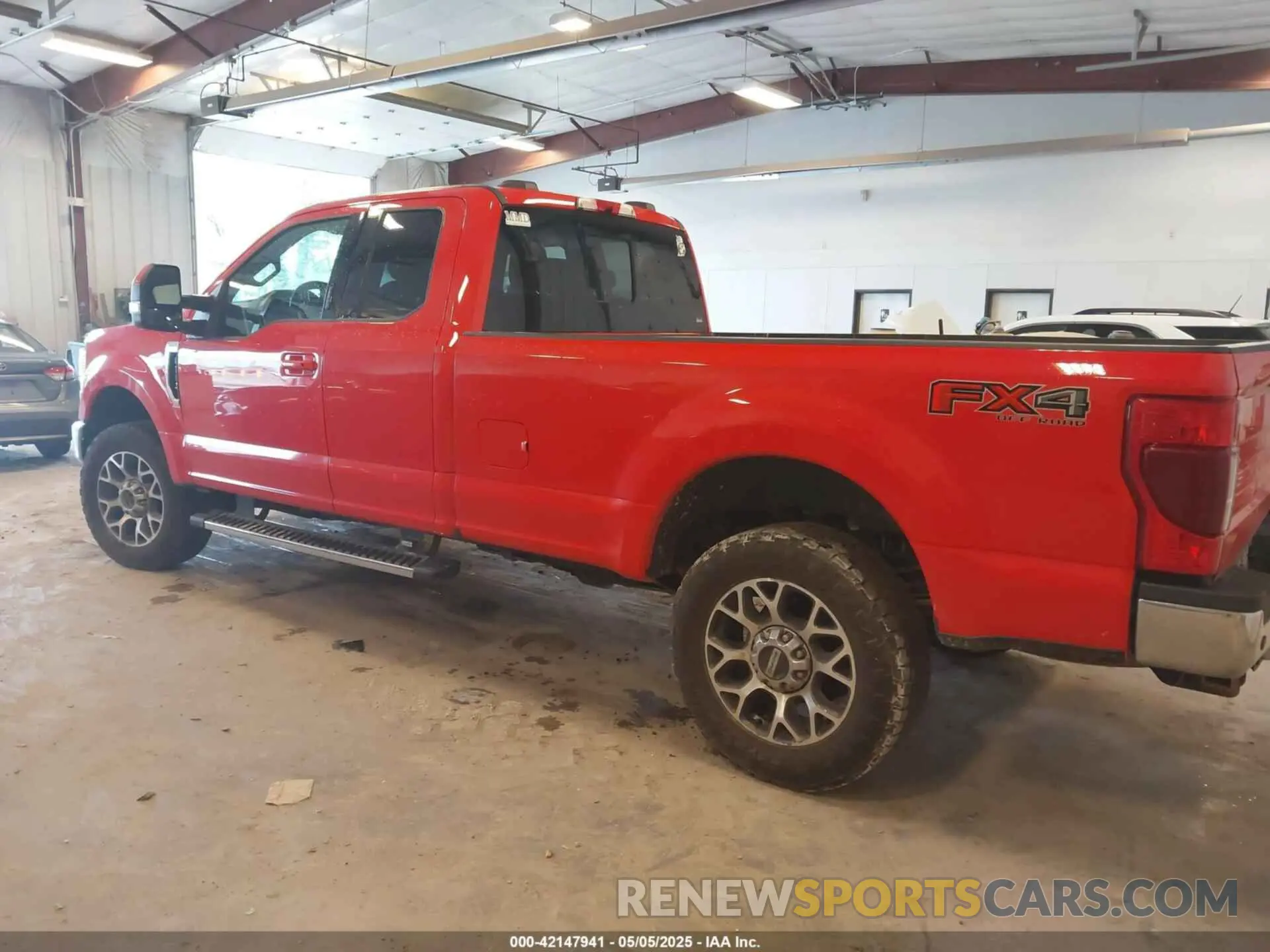 4 Photograph of a damaged car 1FT8X3BN5LED52135 FORD F-350 2020