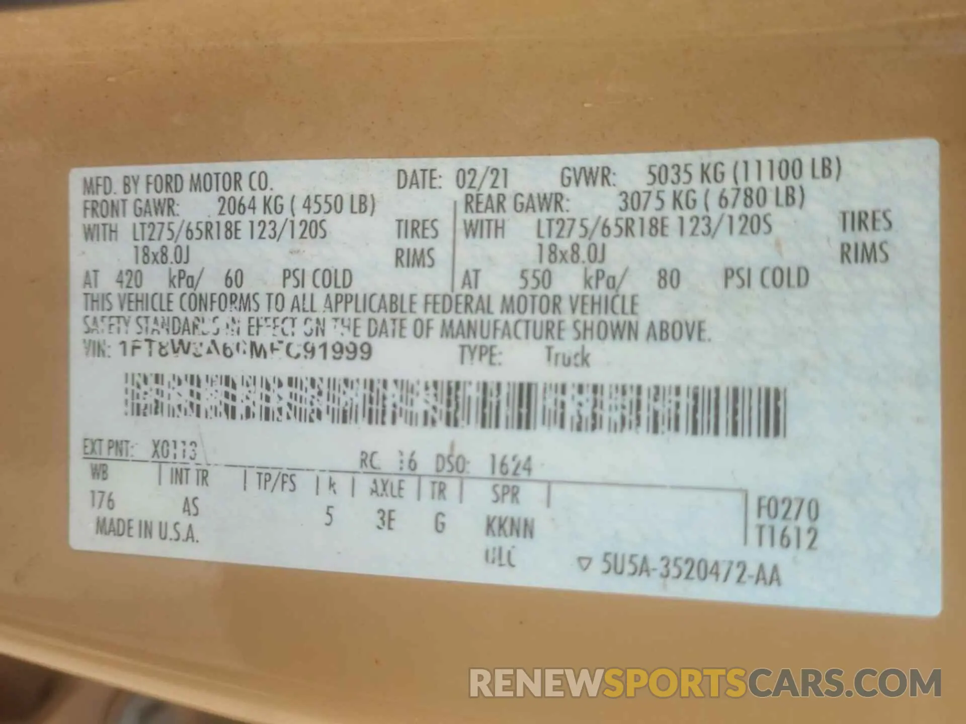 17 Photograph of a damaged car 1FT8W3A60MEC91999 FORD F-350 2021