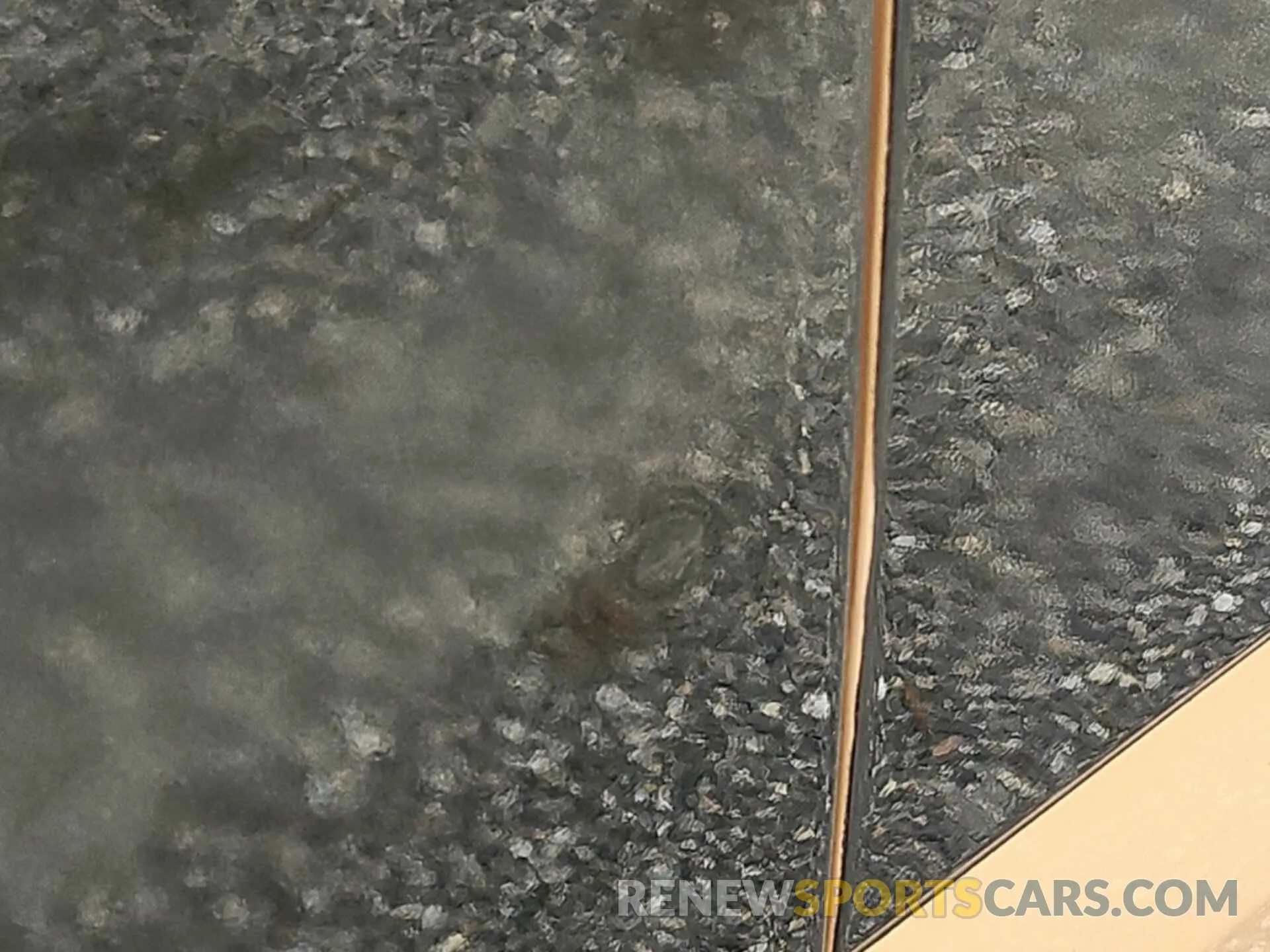 32 Photograph of a damaged car 1FT8W3A60MEC91999 FORD F-350 2021