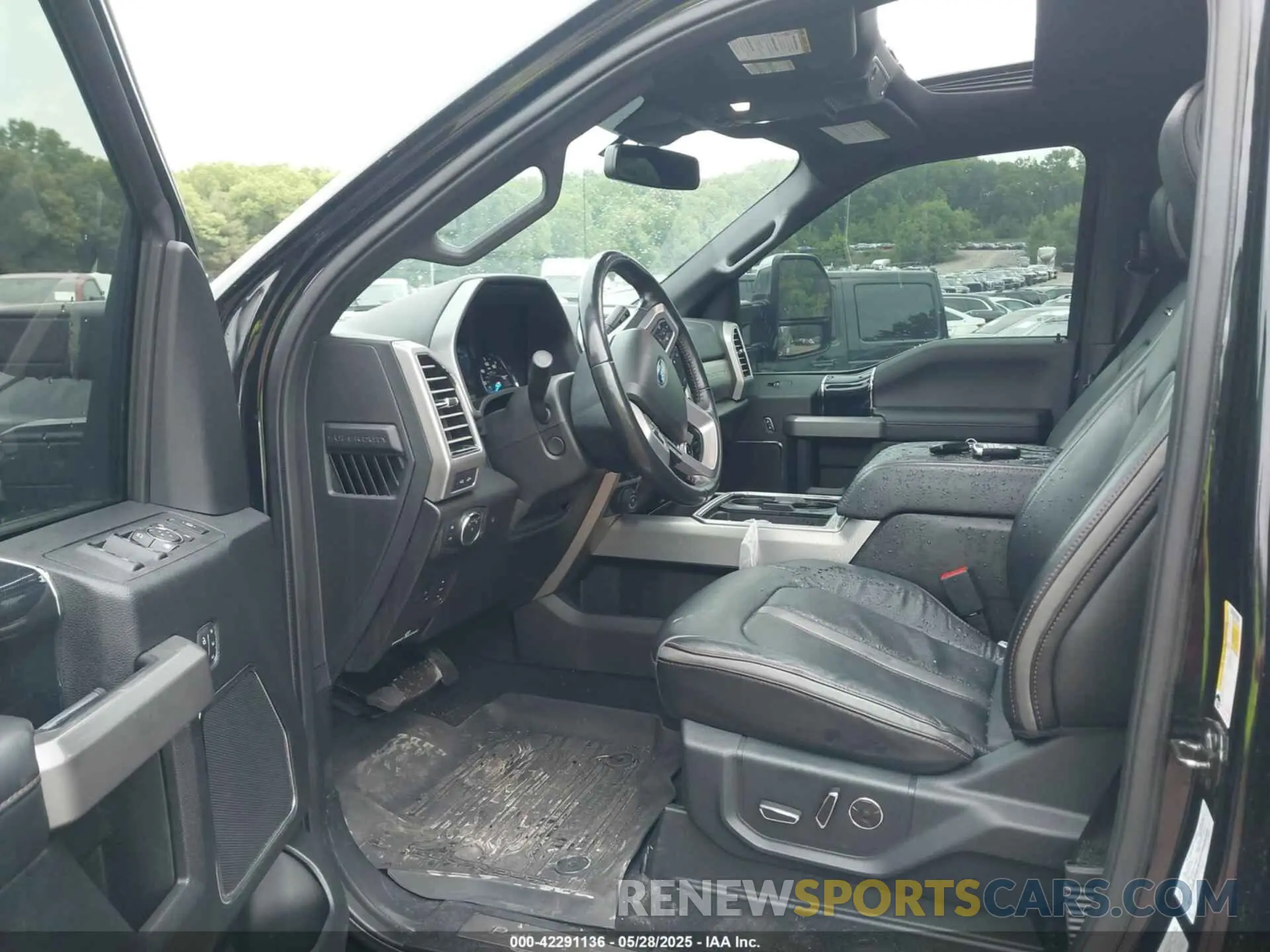 6 Photograph of a damaged car 1FT8W3BT0MEC15896 FORD F-350 2021