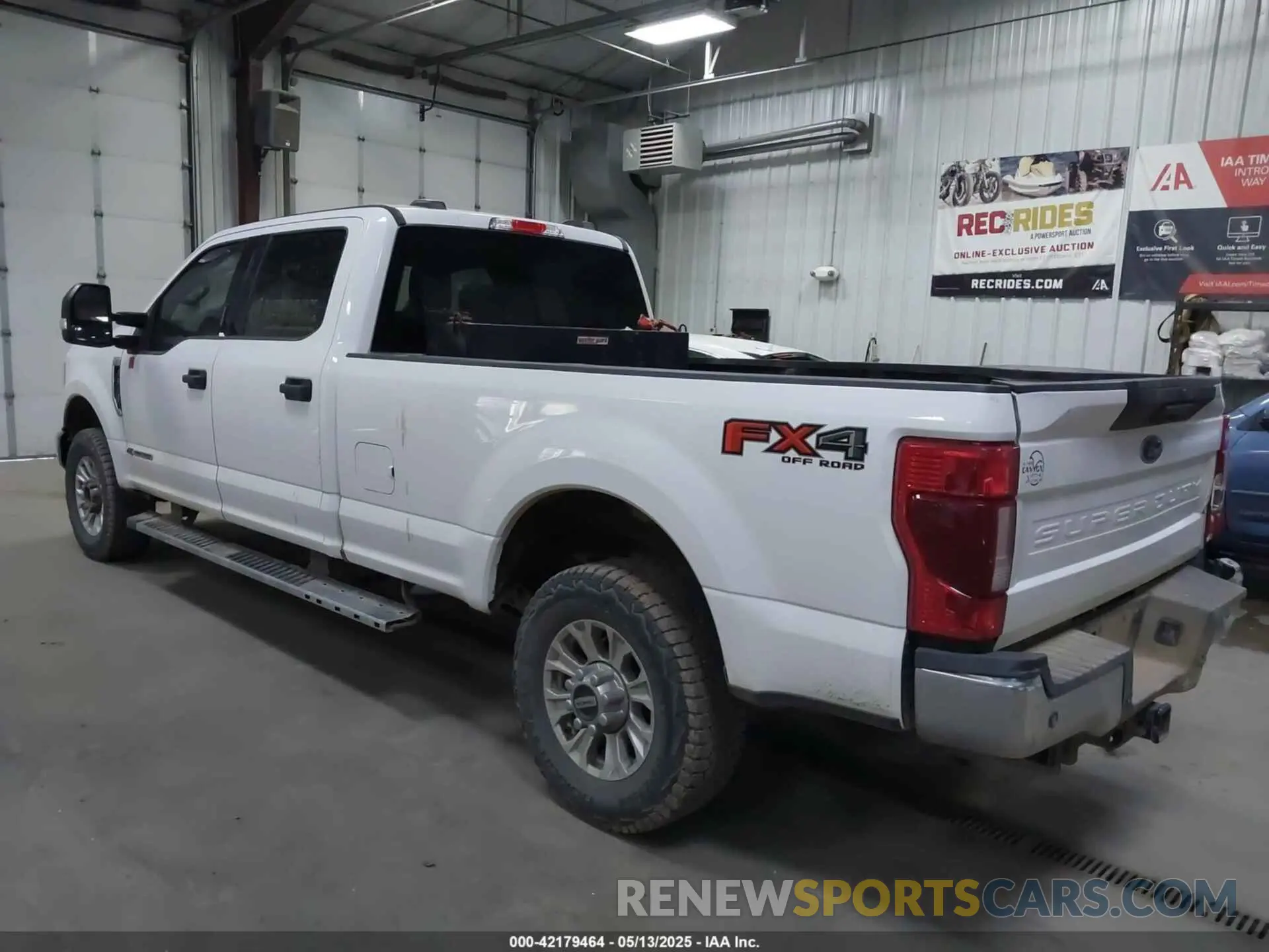 3 Photograph of a damaged car 1FT8W3BT1MEC53640 FORD F-350 2021