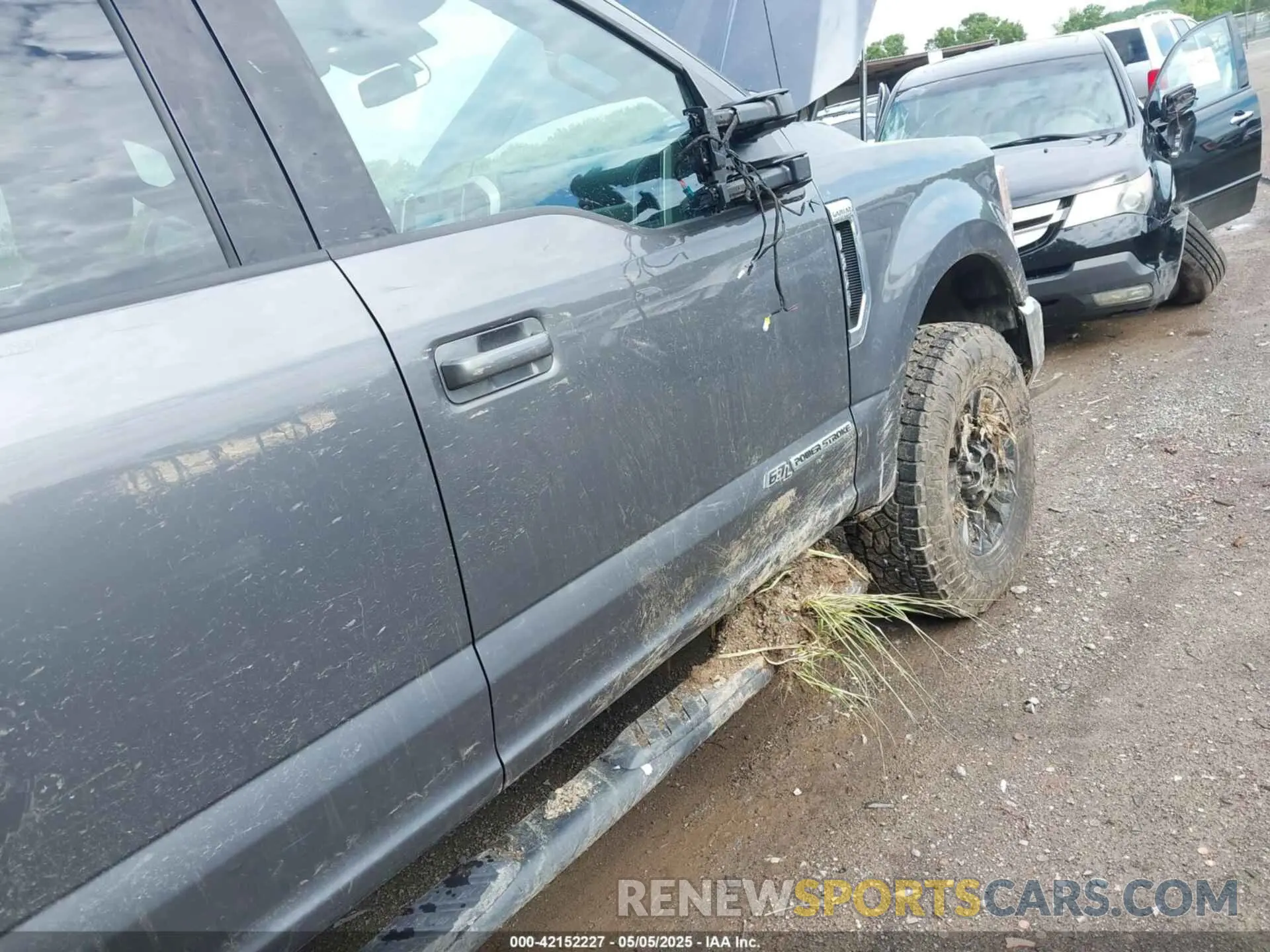 20 Photograph of a damaged car 1FT8W3BT3MEC04407 FORD F-350 2021