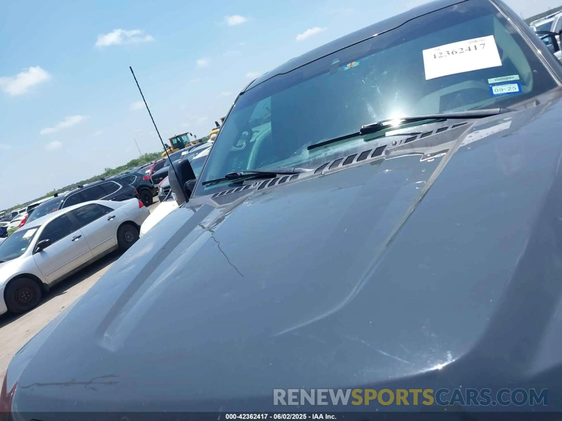 11 Photograph of a damaged car 1FT8W3BT4MEE07547 FORD F-350 2021
