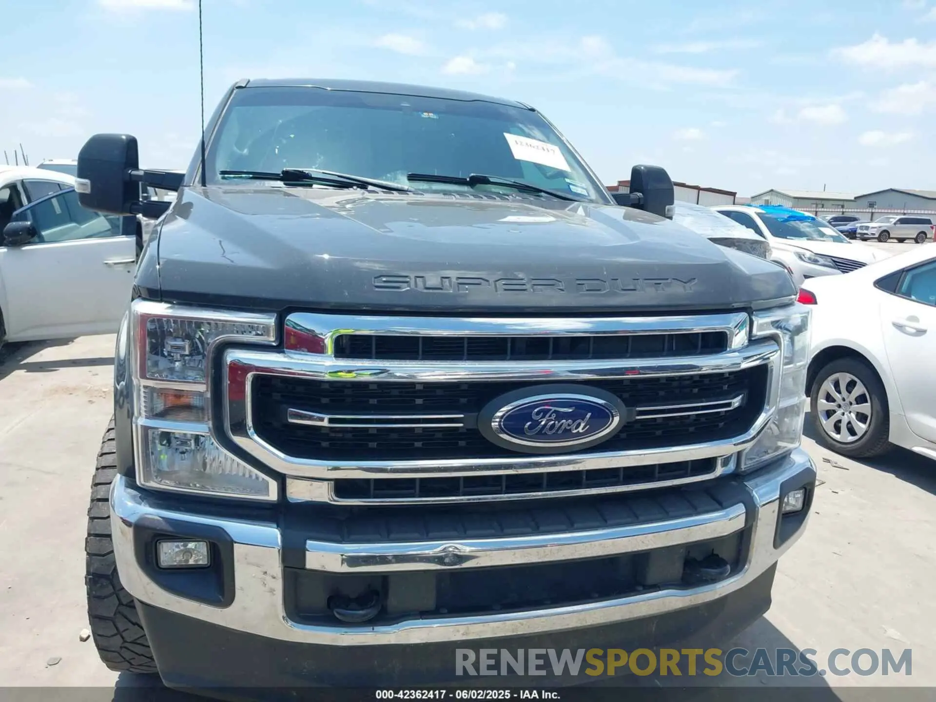 13 Photograph of a damaged car 1FT8W3BT4MEE07547 FORD F-350 2021