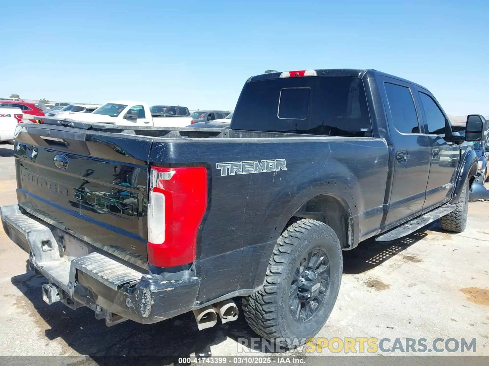 12 Photograph of a damaged car 1FT8W3BTXMEC53636 FORD F-350 2021