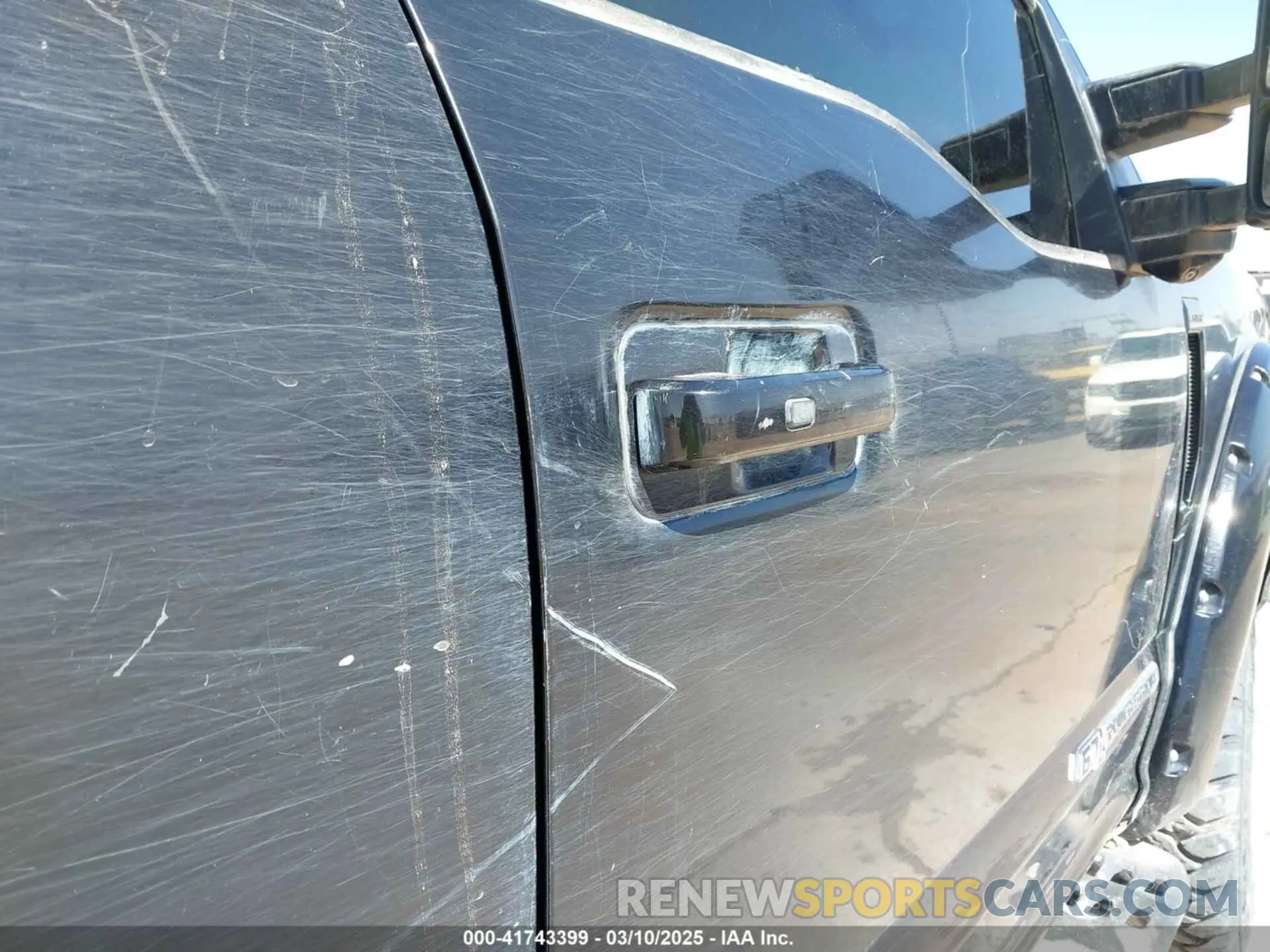 13 Photograph of a damaged car 1FT8W3BTXMEC53636 FORD F-350 2021