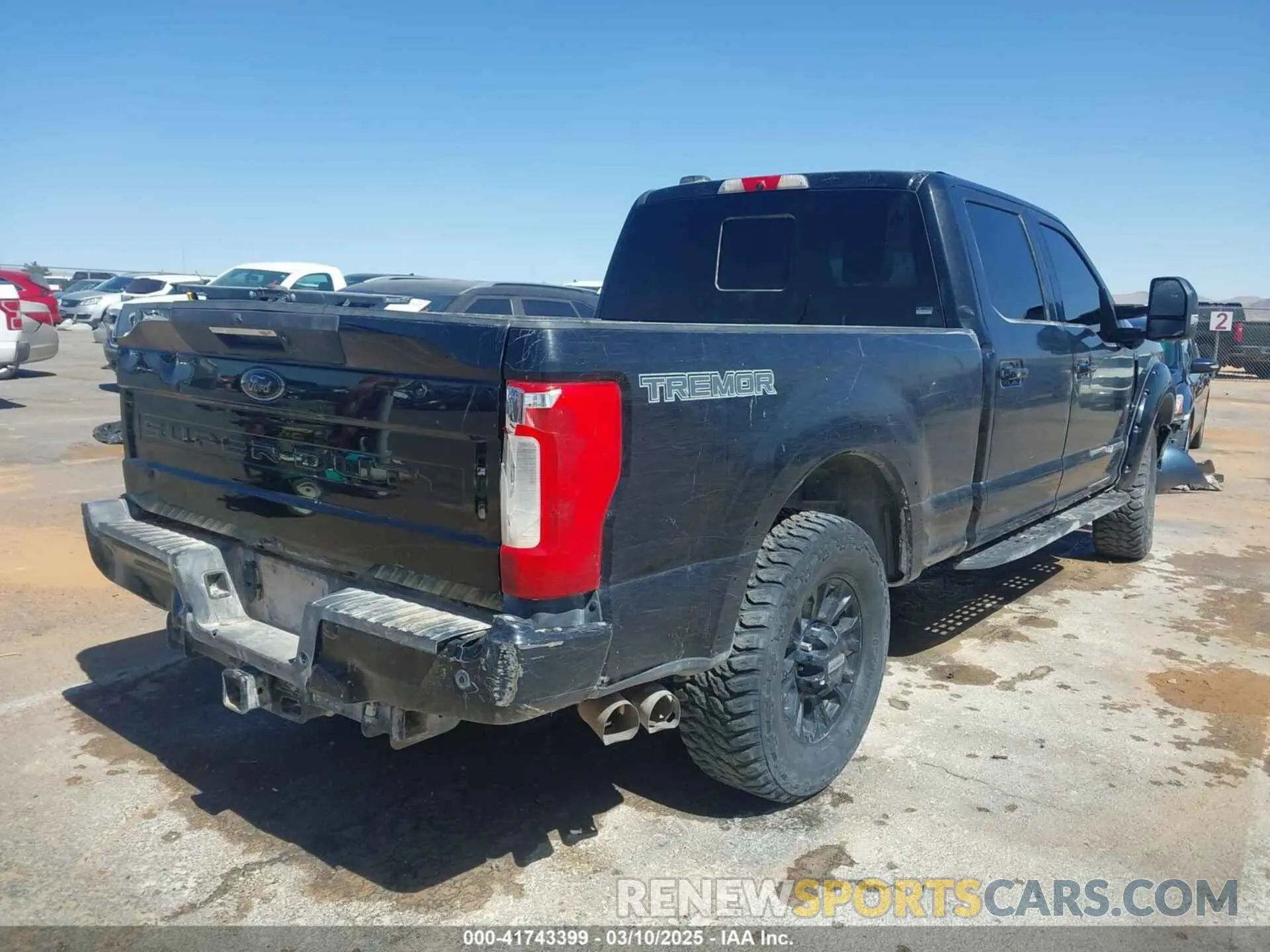 4 Photograph of a damaged car 1FT8W3BTXMEC53636 FORD F-350 2021