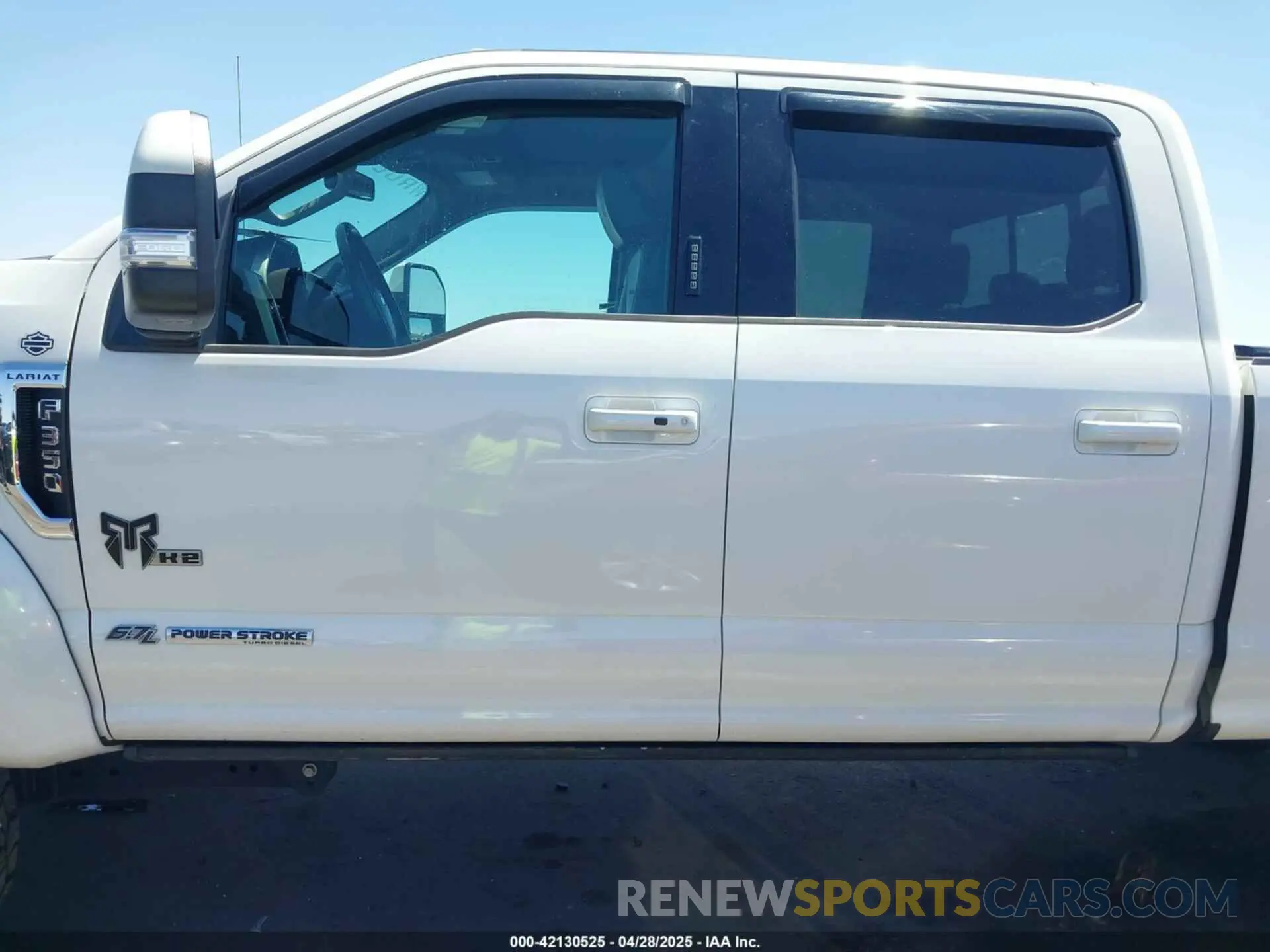 15 Photograph of a damaged car 1FT8W3DT2MED11140 FORD F-350 2021