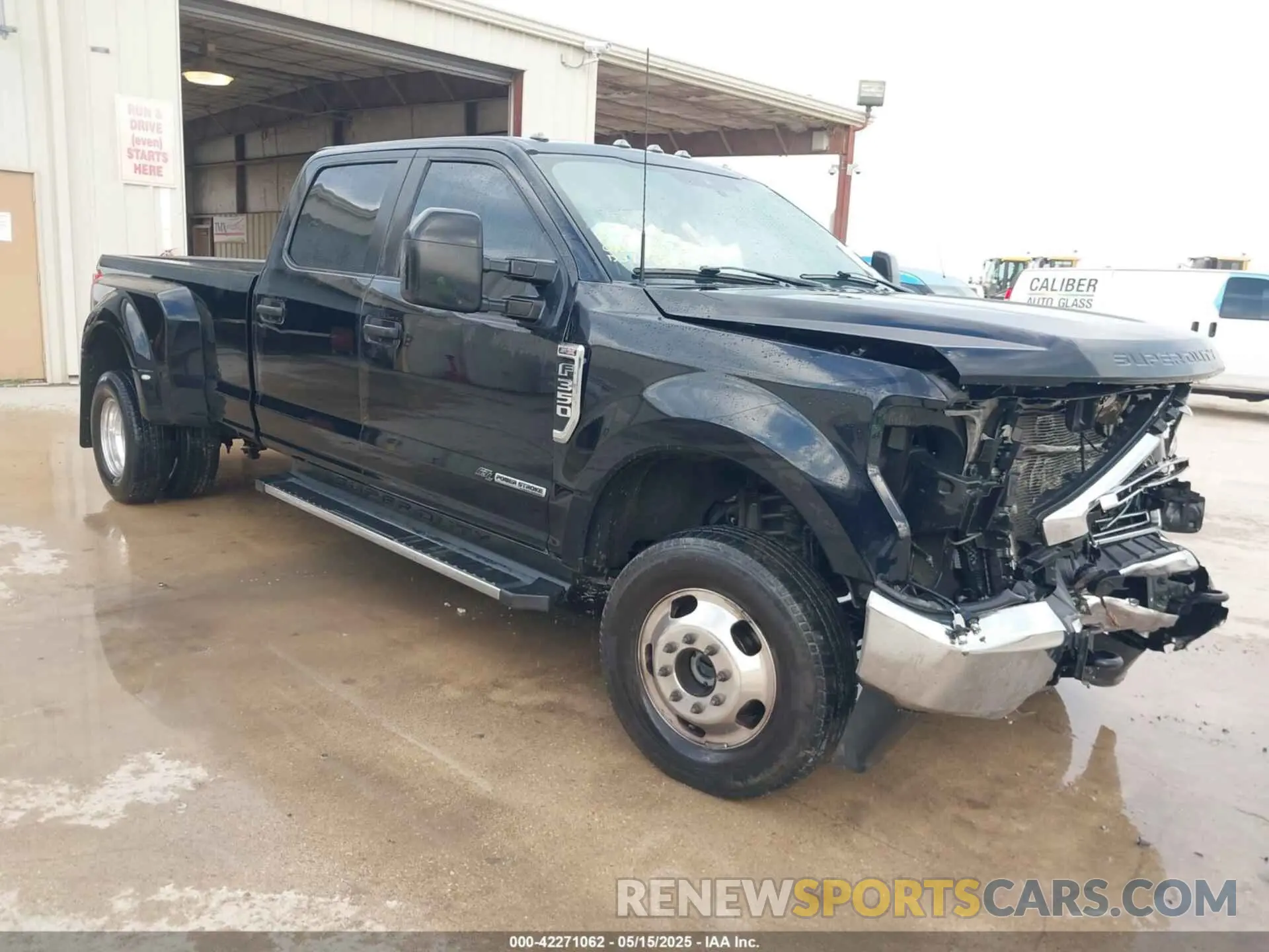 1 Photograph of a damaged car 1FT8W3DT2MED39505 FORD F-350 2021