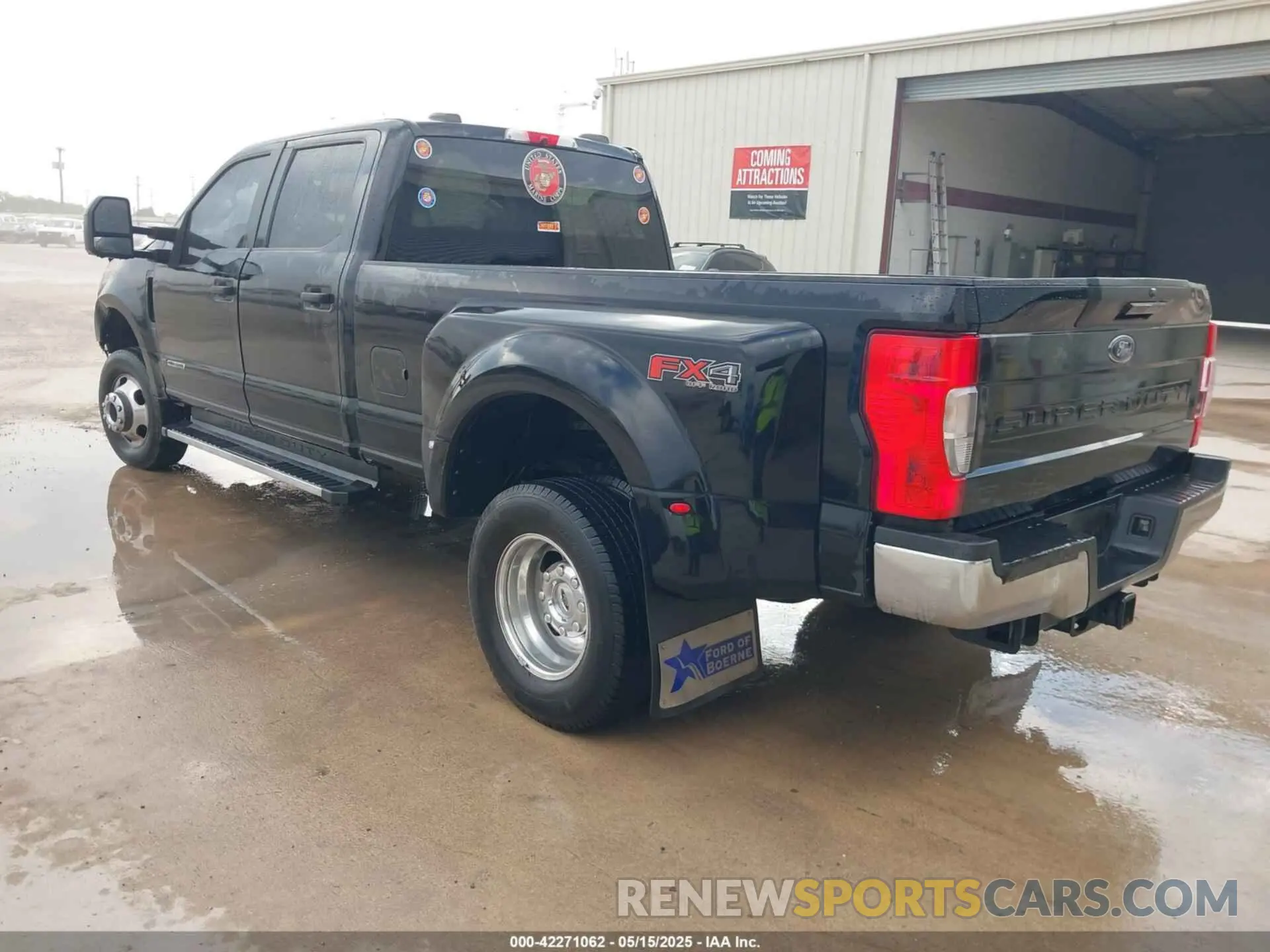 3 Photograph of a damaged car 1FT8W3DT2MED39505 FORD F-350 2021