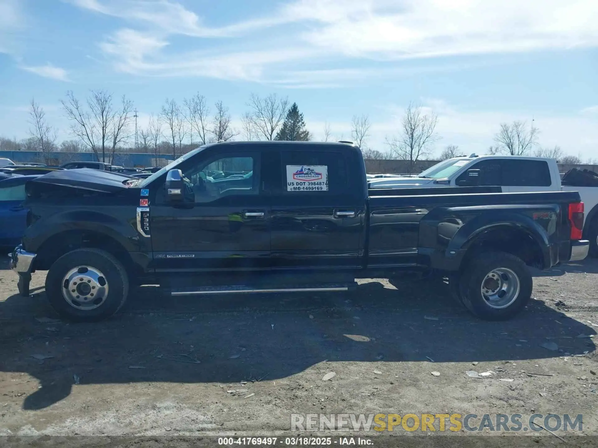 14 Photograph of a damaged car 1FT8W3DT5MEC60295 FORD F-350 2021